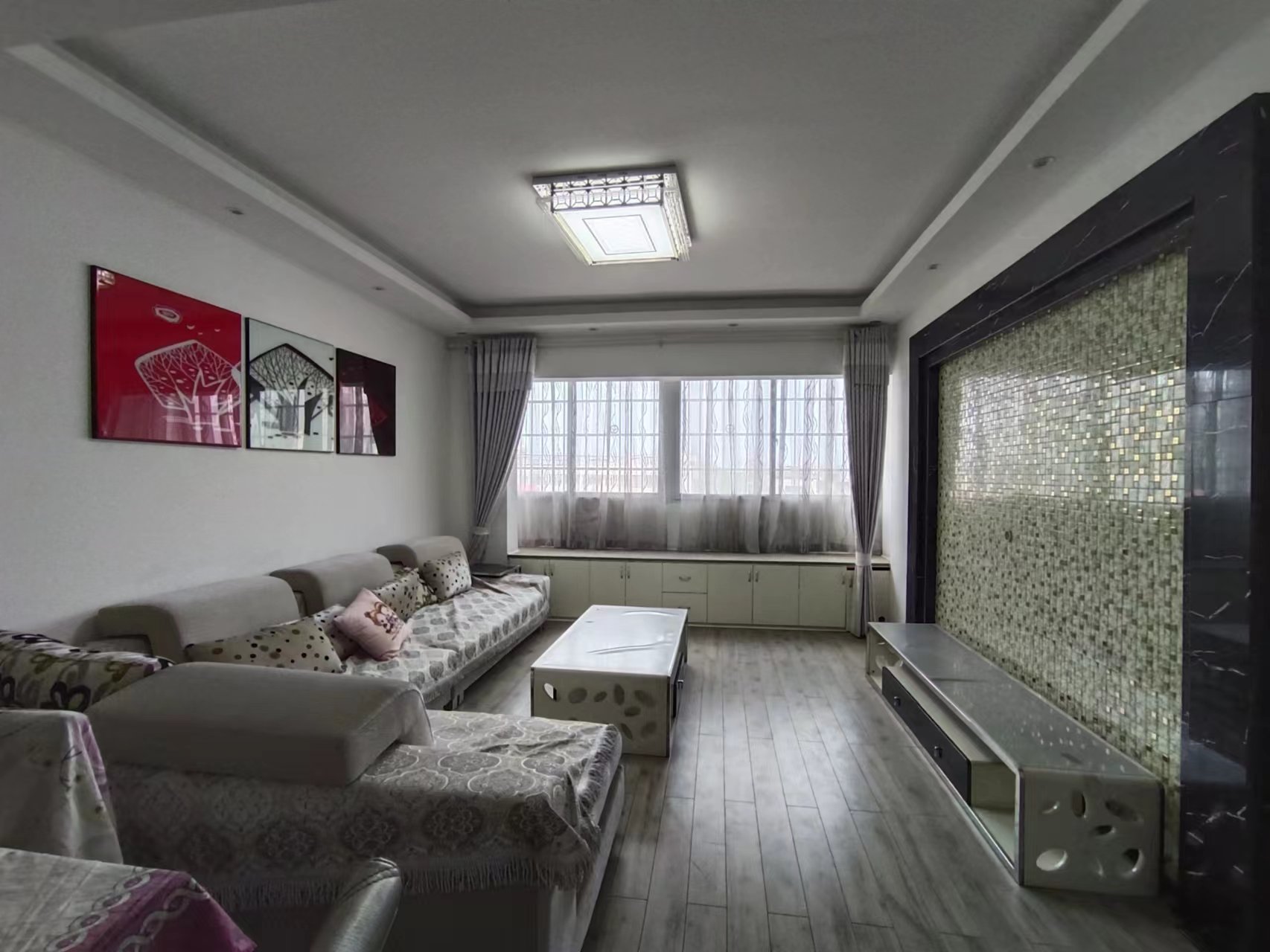 湘水1号  2室2厅1卫    45.0万 湘水1号  2室2厅1卫    45.0万室内图