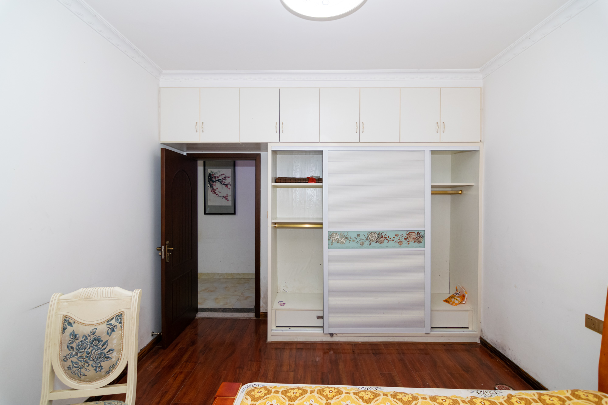 澳海月亮湾 4室2厅2卫 138.0万 澳海月亮湾 4室2厅2卫 138.0万卧室