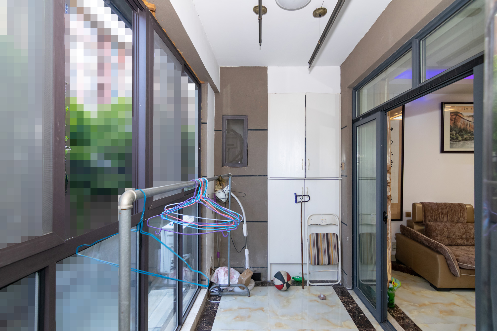 澳海月亮湾 4室2厅2卫 138.0万 澳海月亮湾 4室2厅2卫 138.0万阳台