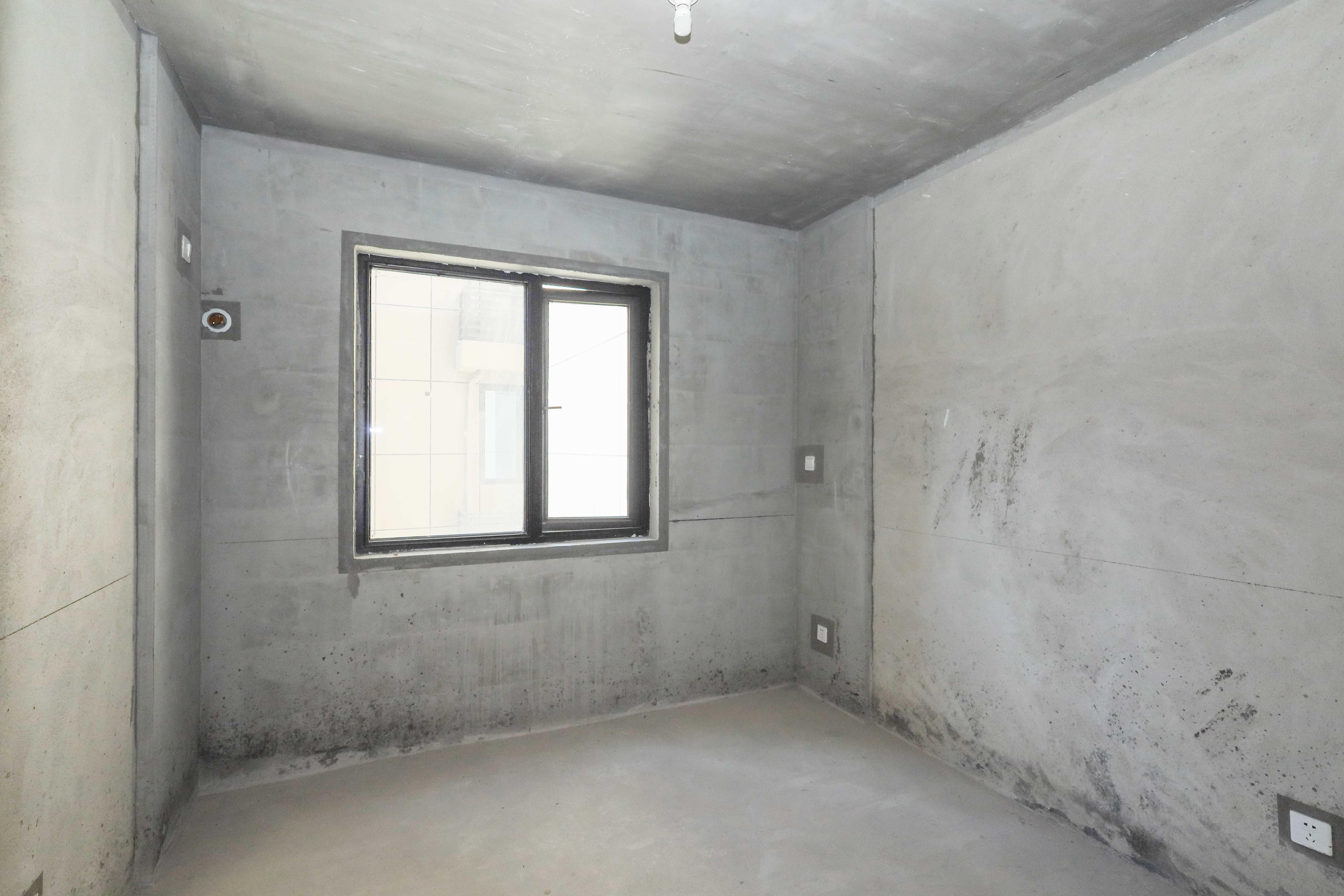 中国铁建梅溪青秀三期  4室2厅2卫   250.00万卧室