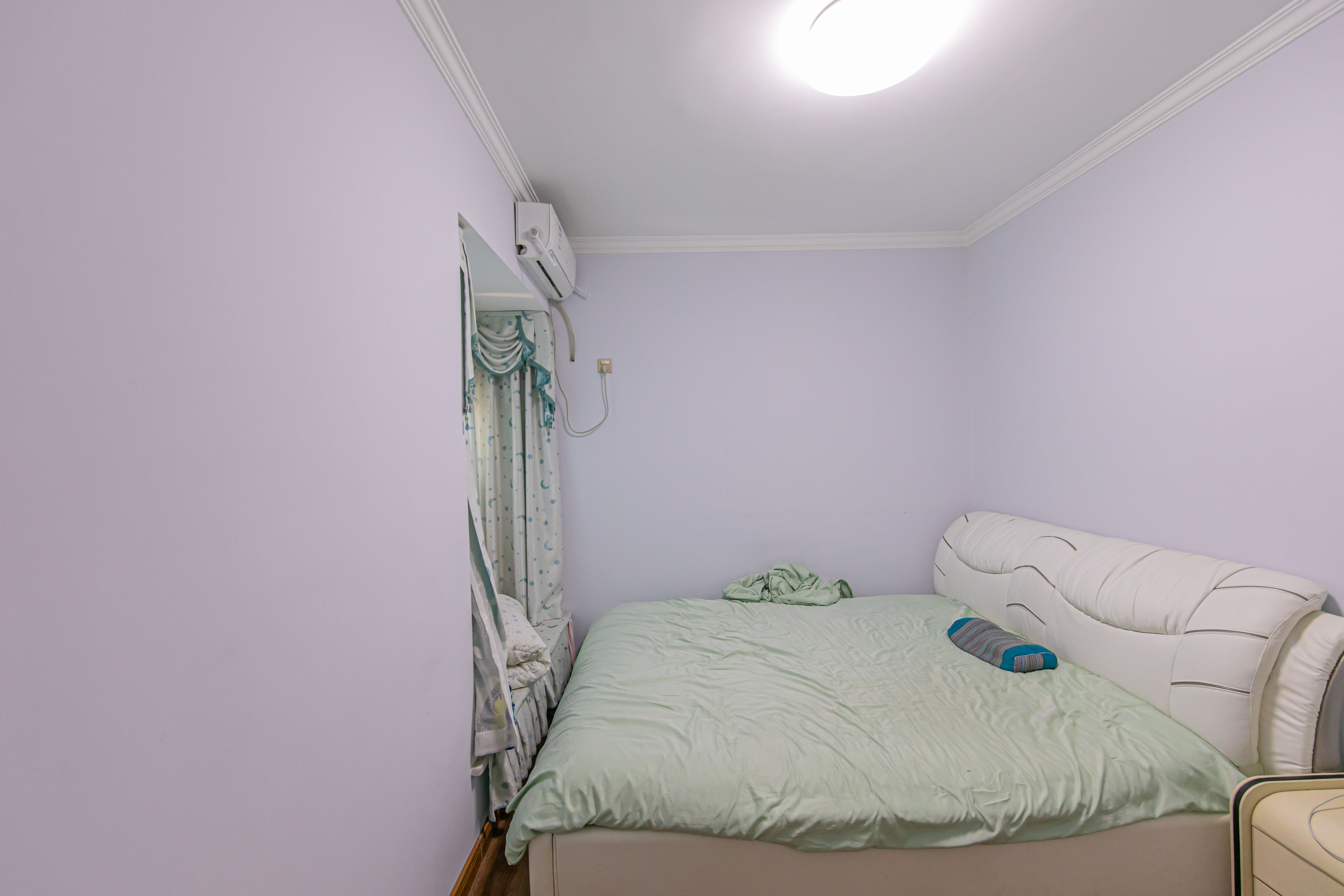 海伦春天  2室2厅1卫    66.0万卧室