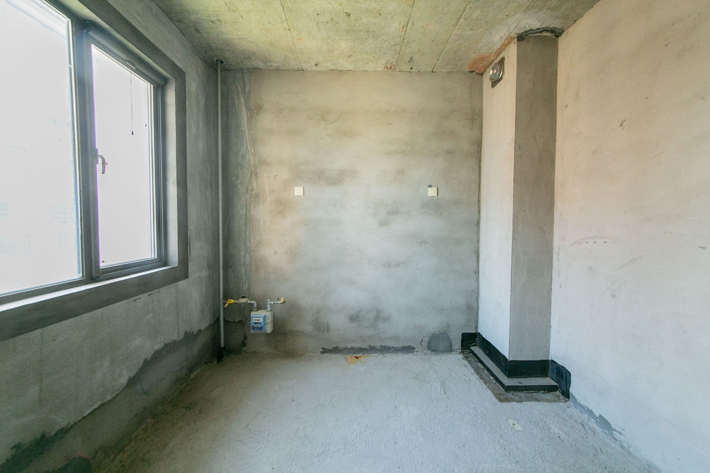 湘诚德峰小区B区  4室2厅2卫    139.0万 湘诚德峰小区B区  4室2厅2卫    139.0万其他