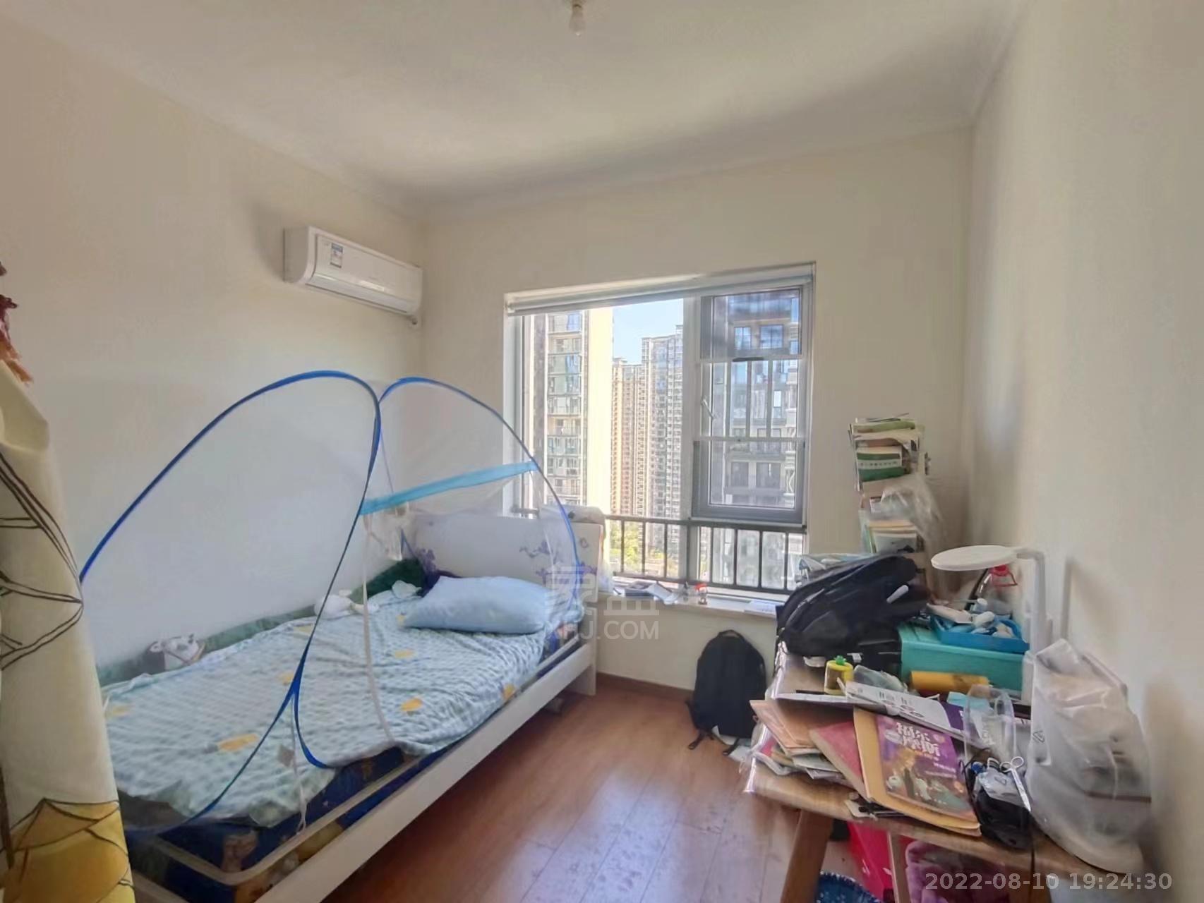 金科集美雅郡 3室2厅2卫 1600.00元/月 金科集美雅郡 3室2厅2卫 1600.00元/月室内图