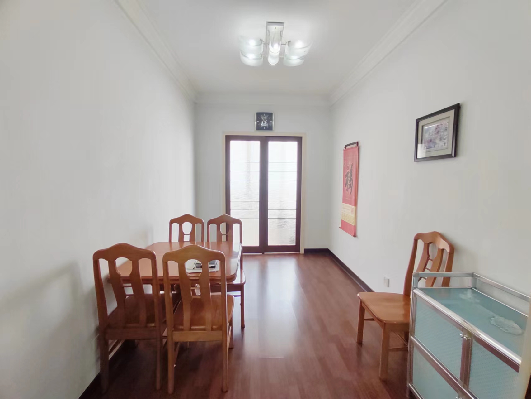 新四村 3室2厅1卫 28.0万 新四村 3室2厅1卫 28.0万客厅