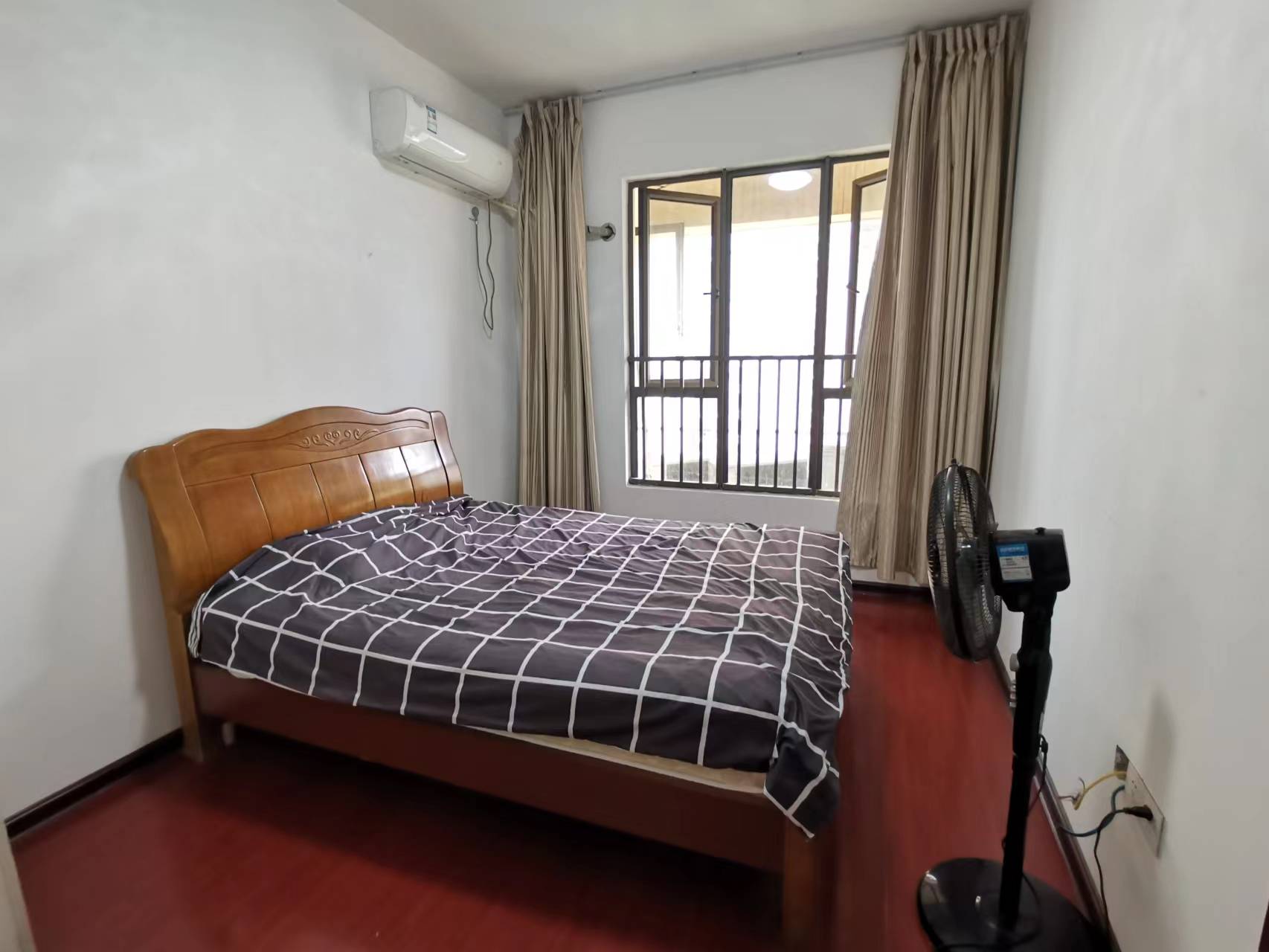 佳兆业金域天下二期 3室2厅2卫 60.0万 佳兆业金域天下二期 3室2厅2卫 60.0万室内图