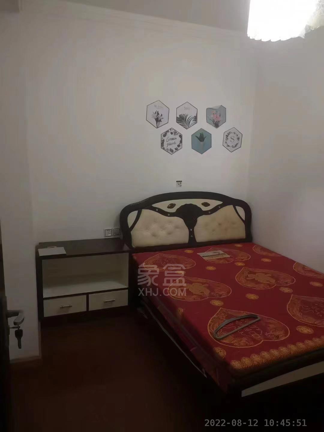 御华府  3室2厅1卫   1700.00元/月室内图