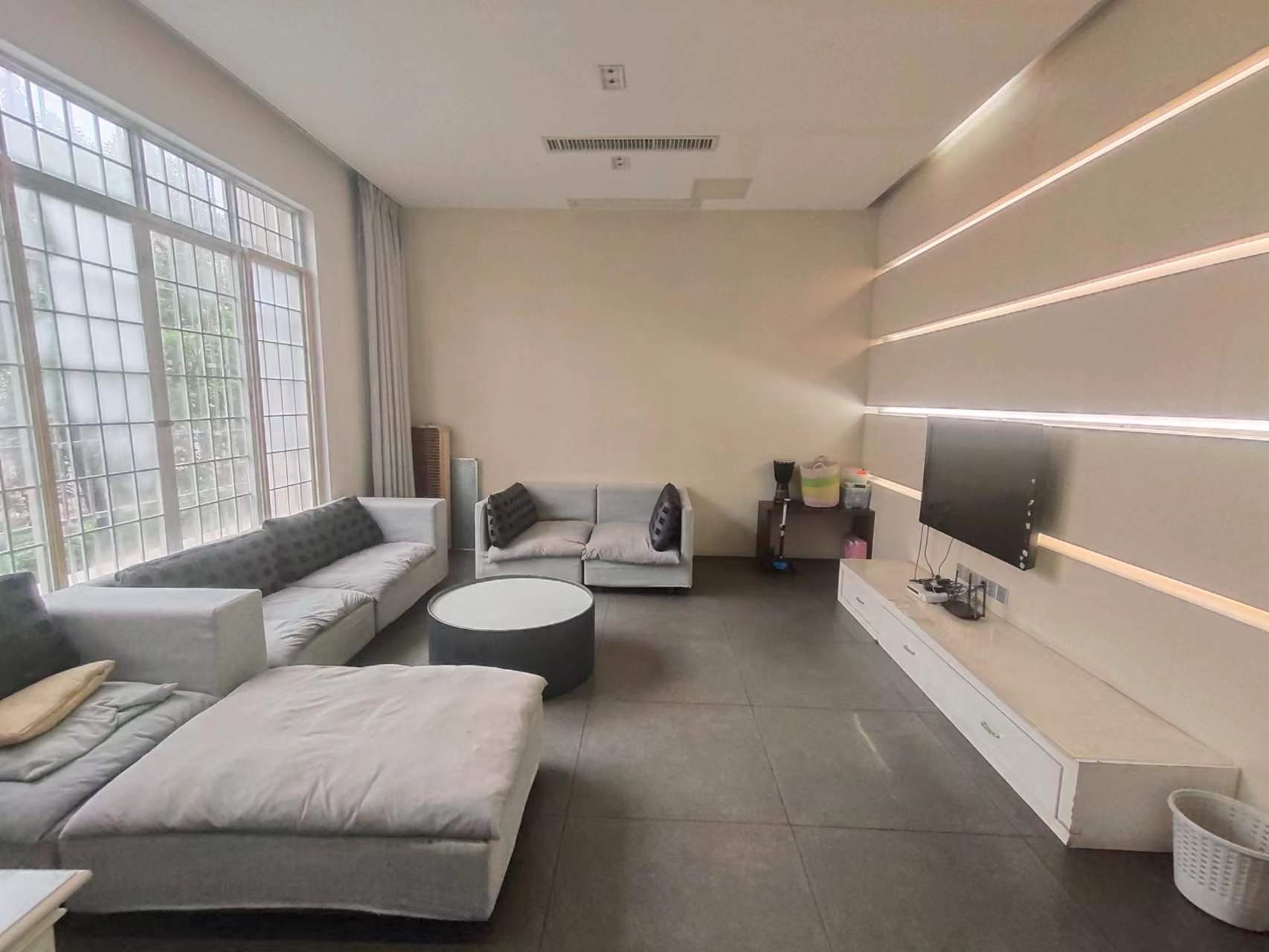 碧玉花园别墅 4室2厅3卫 136.0万 碧玉花园别墅 4室2厅3卫 136.0万室内图