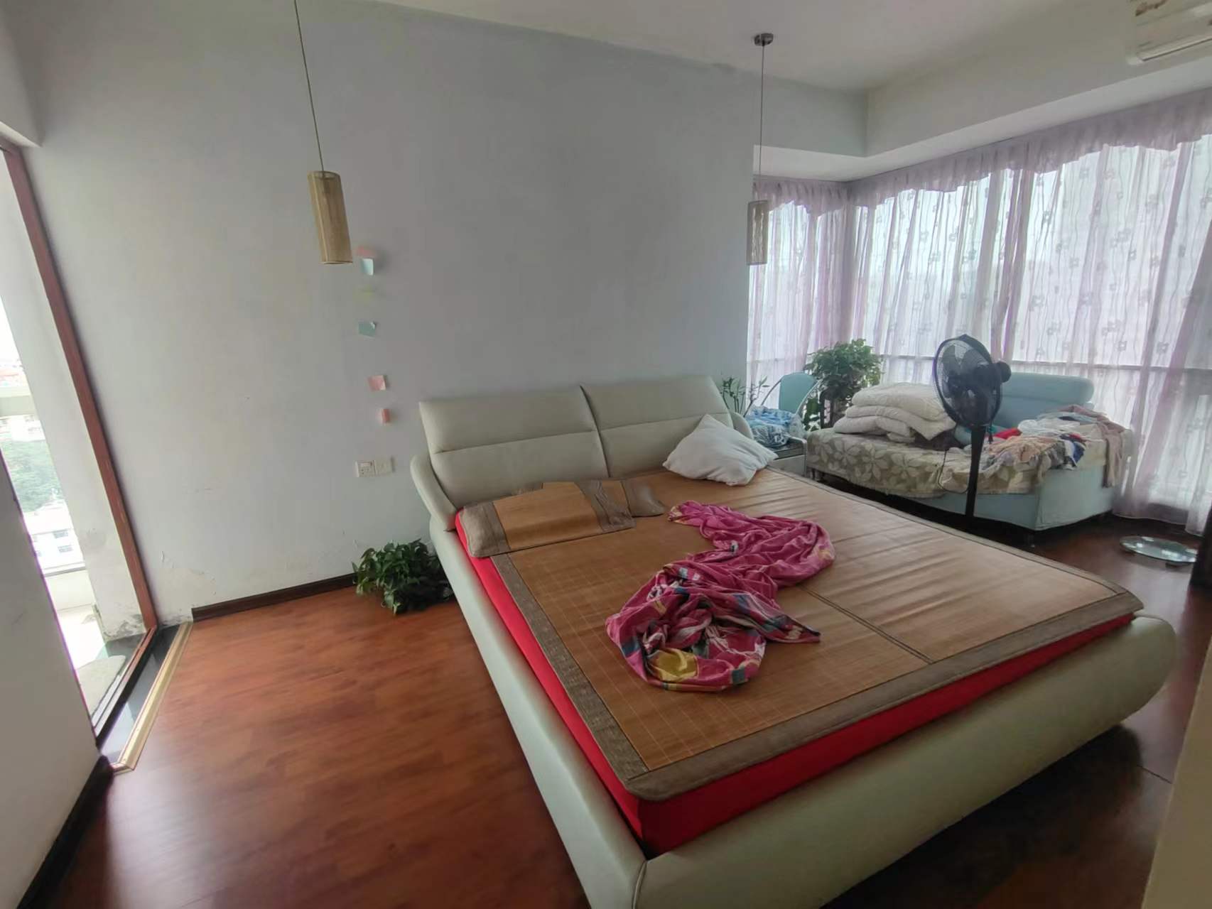 山水国际 3室2厅2卫 90.0万 山水国际 3室2厅2卫 90.0万室内图