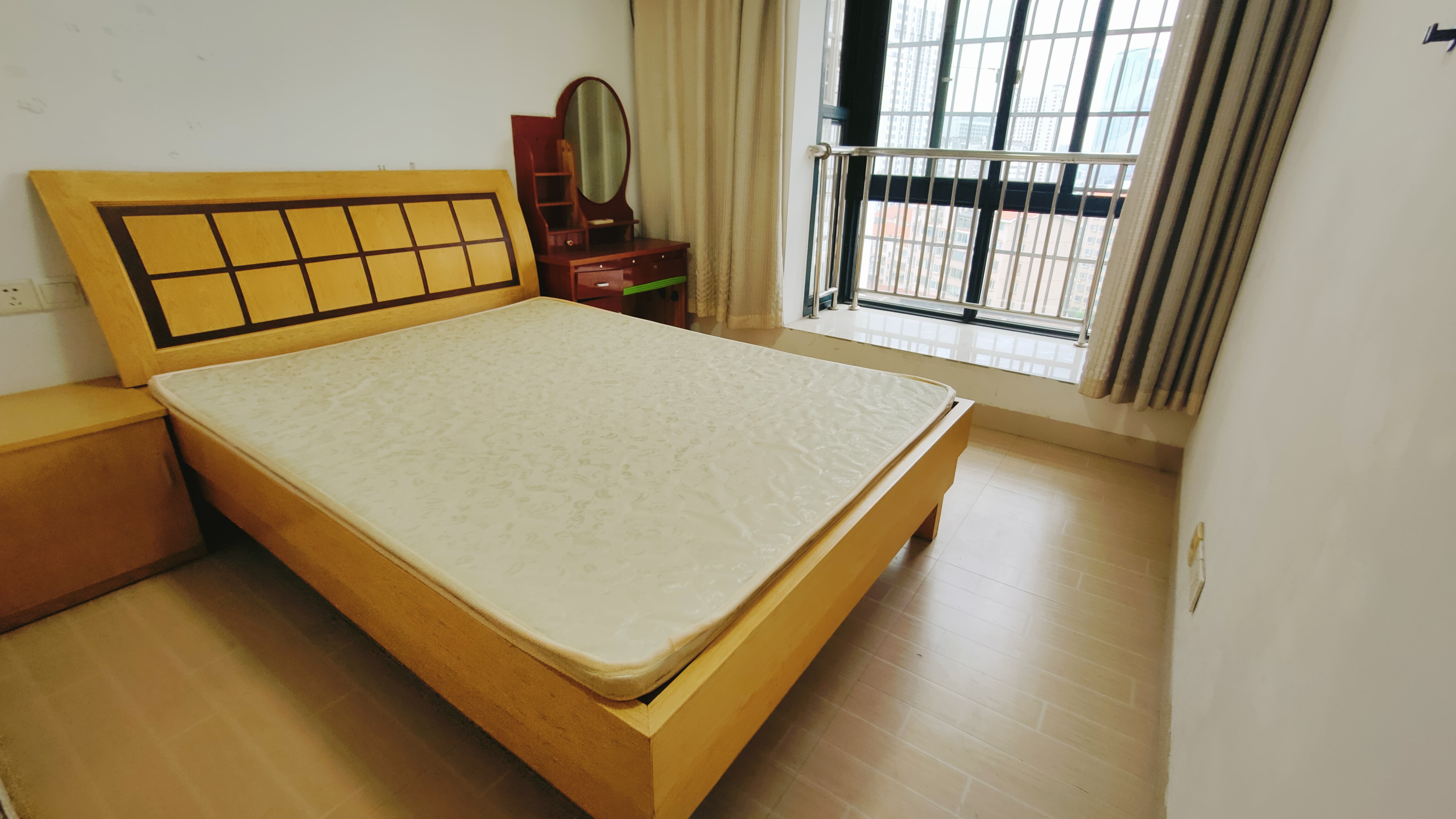 盛世华庭 2室2厅1卫 51.8万 盛世华庭 2室2厅1卫 51.8万室内图