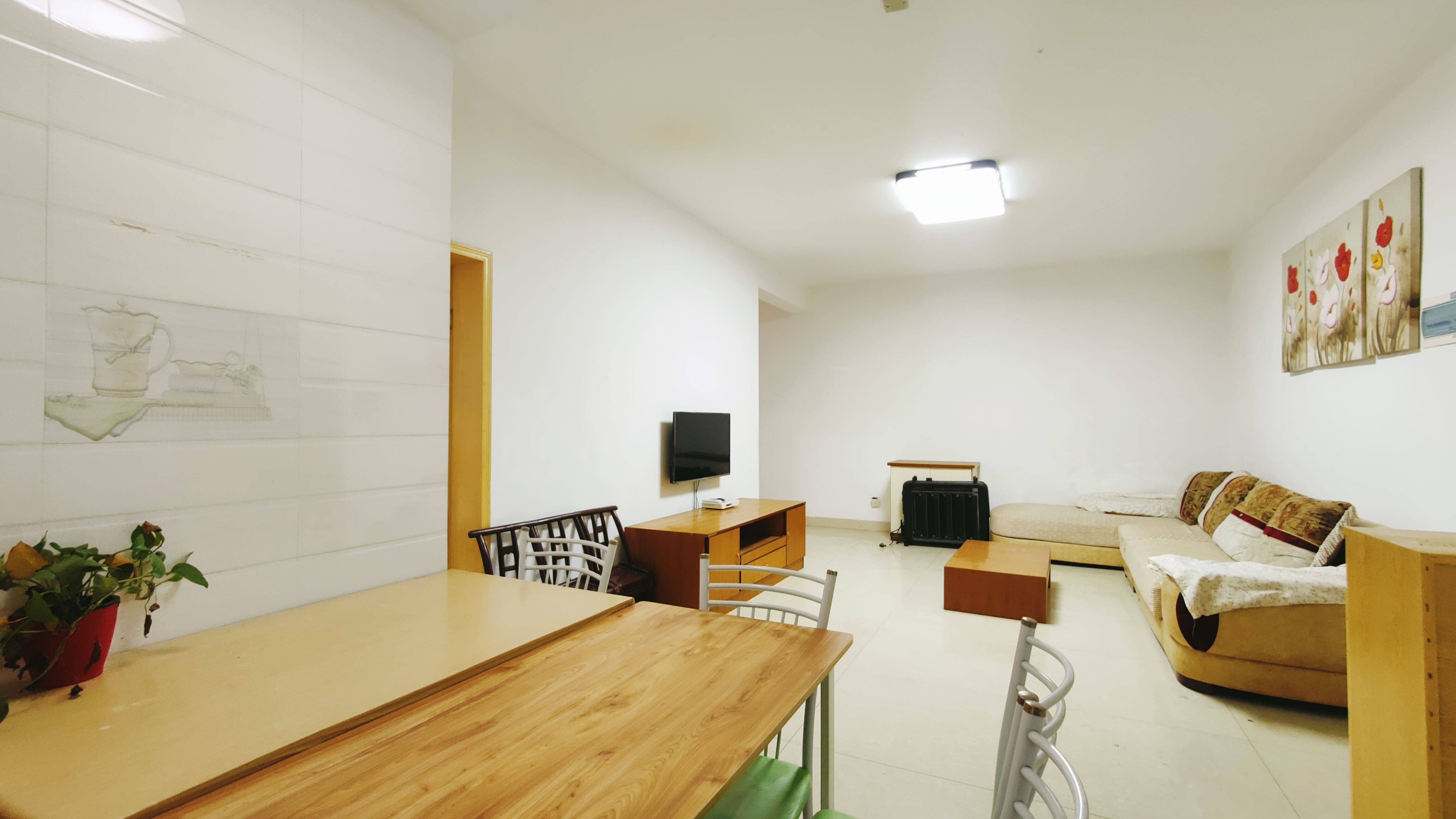 盛世华庭 2室2厅1卫 51.8万 盛世华庭 2室2厅1卫 51.8万室内图