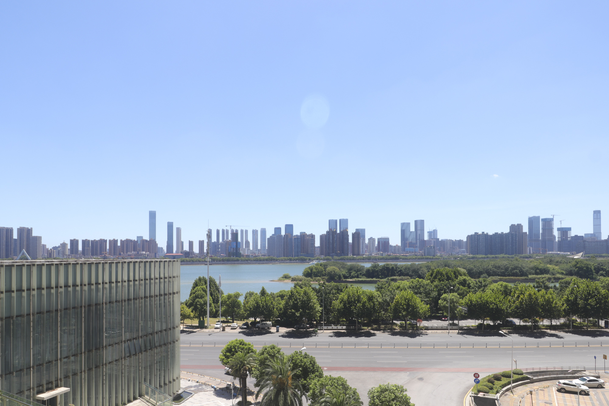 保利天禧C区  4室2厅2卫   438.00万其他
