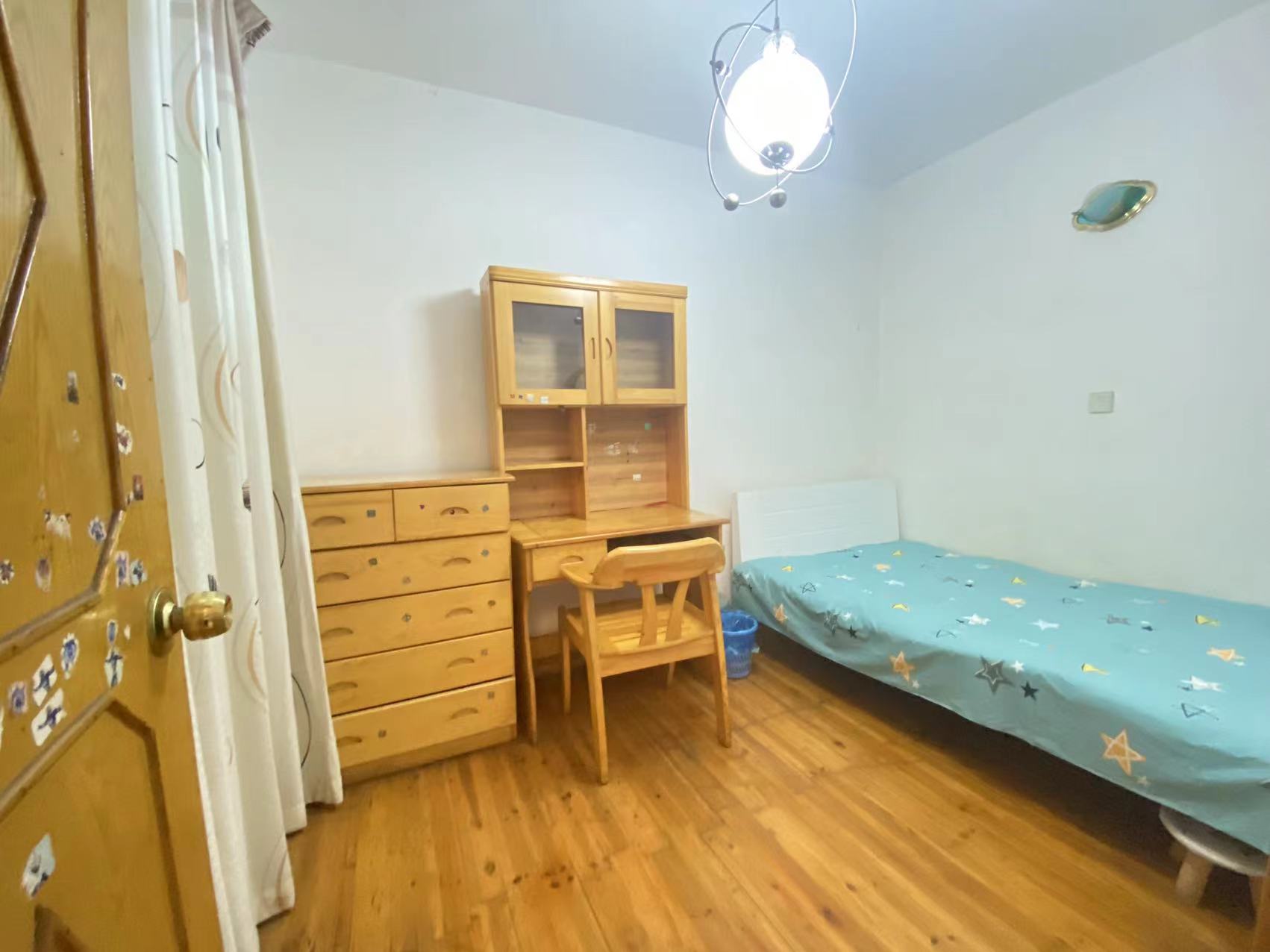 人民中路 2室1厅1卫 25.0万 人民中路 2室1厅1卫 25.0万室内图