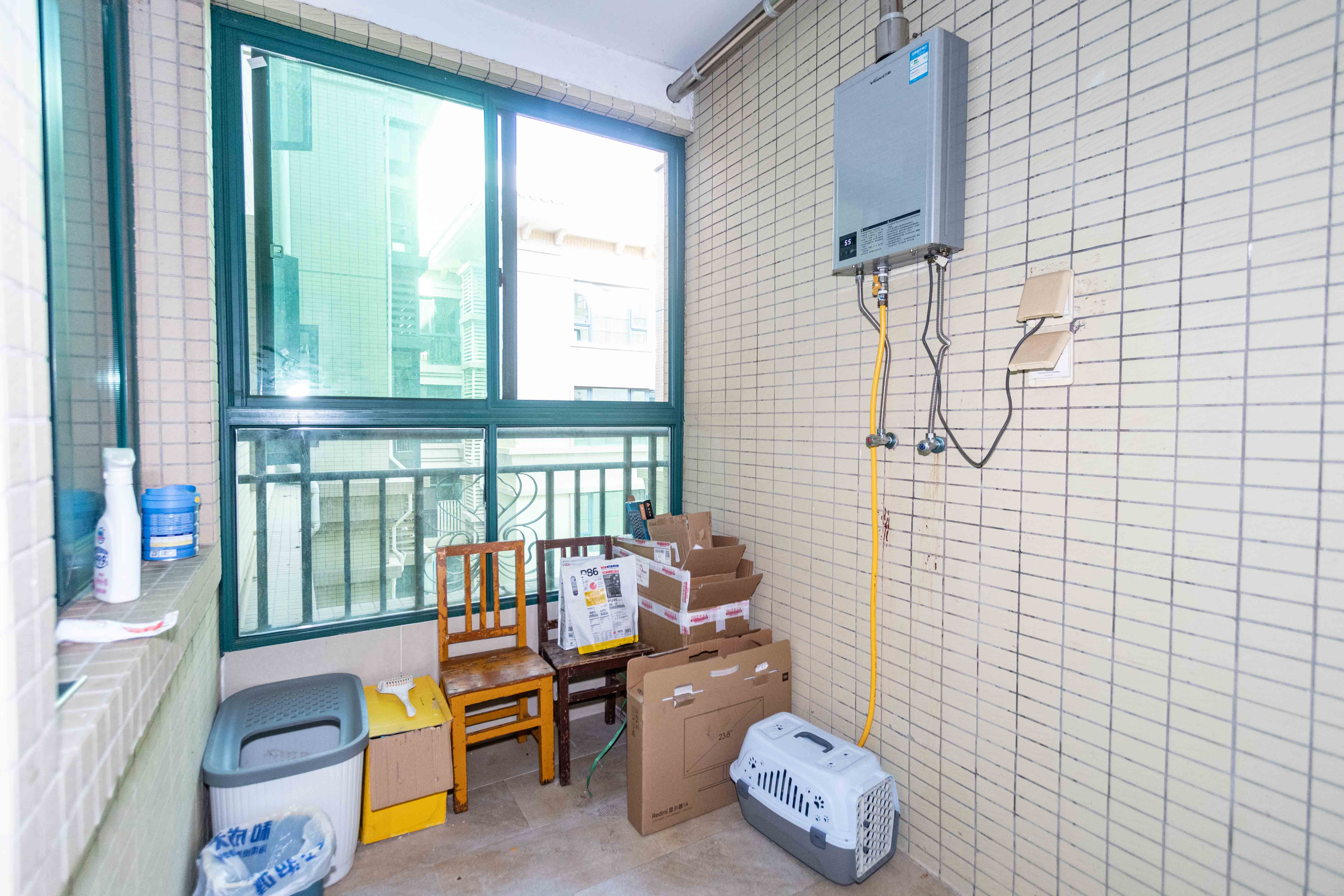 恒大城  3室2厅1卫    102.0万阳台