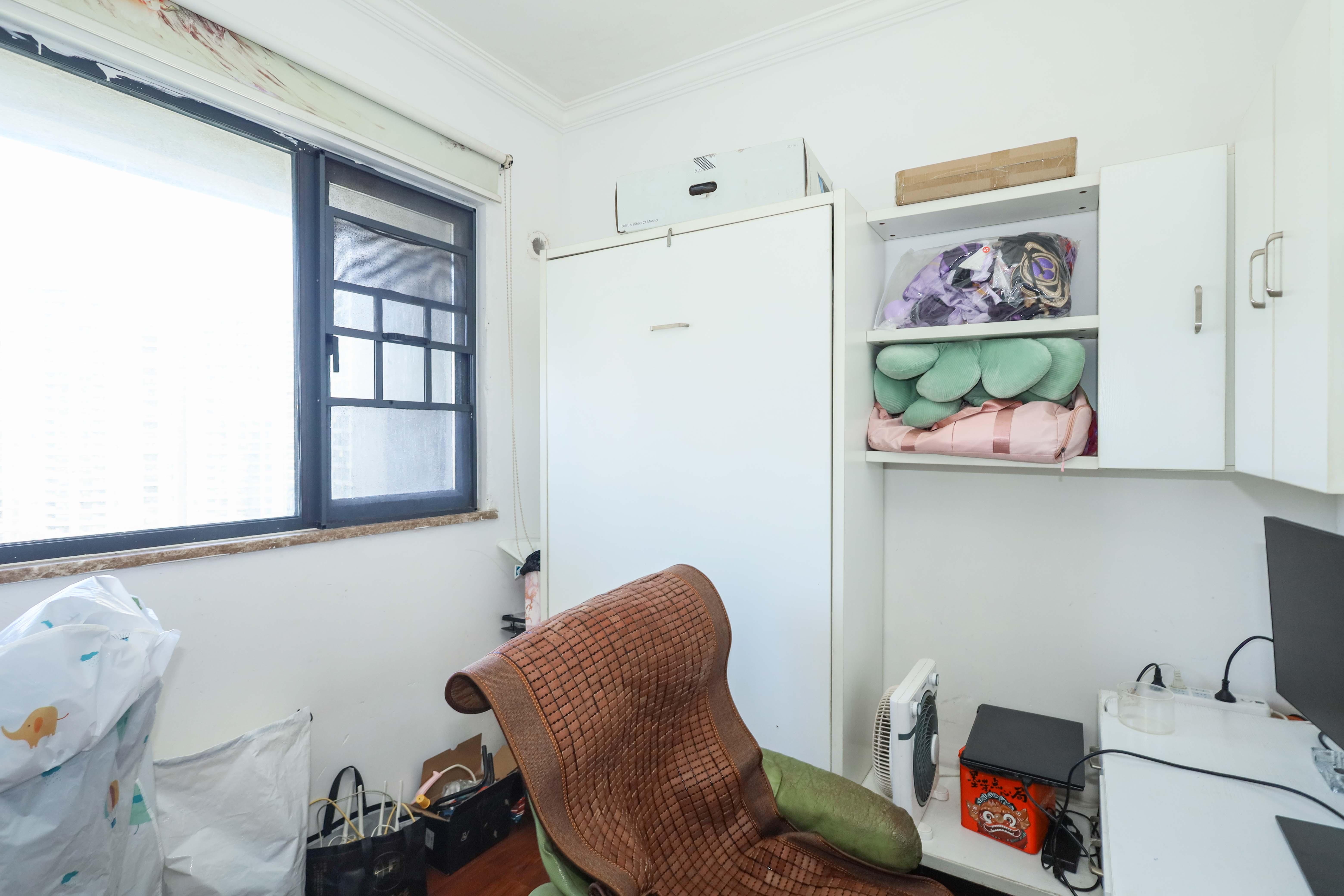 好莱城(弘德西街) 2室2厅1卫 78.5万 好莱城(弘德西街) 2室2厅1卫 78.5万卧室