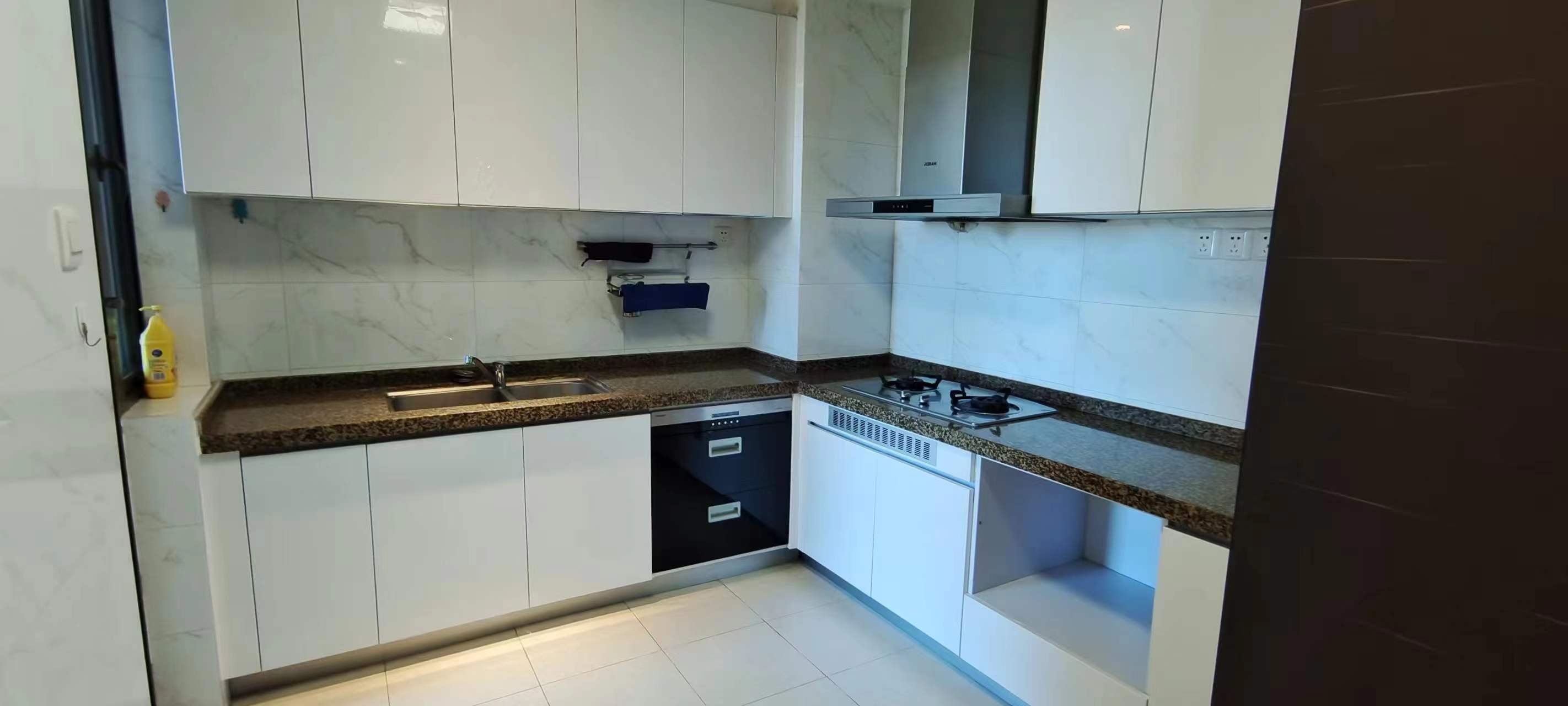 恒大华府 3室2厅2卫 102.0万 恒大华府 3室2厅2卫 102.0万室内图