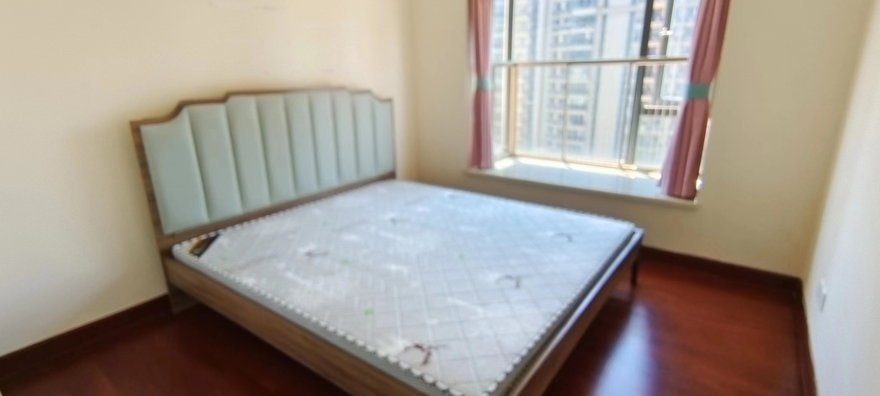 恒大华府 3室2厅2卫 102.0万 恒大华府 3室2厅2卫 102.0万室内图