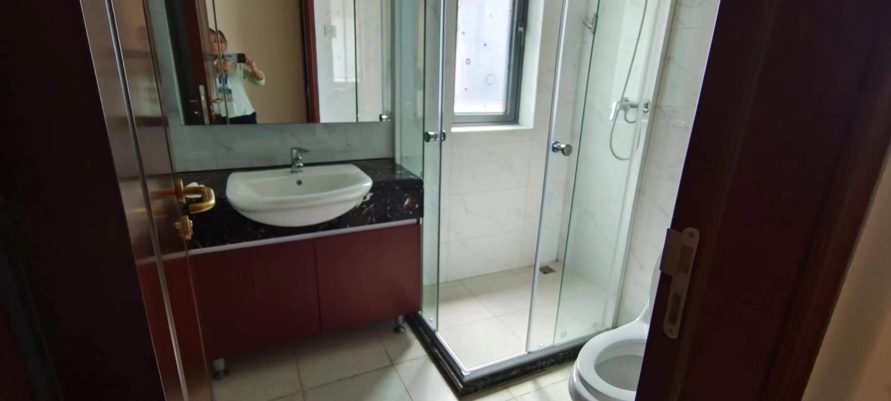 恒大华府 3室2厅2卫 102.0万 恒大华府 3室2厅2卫 102.0万室内图