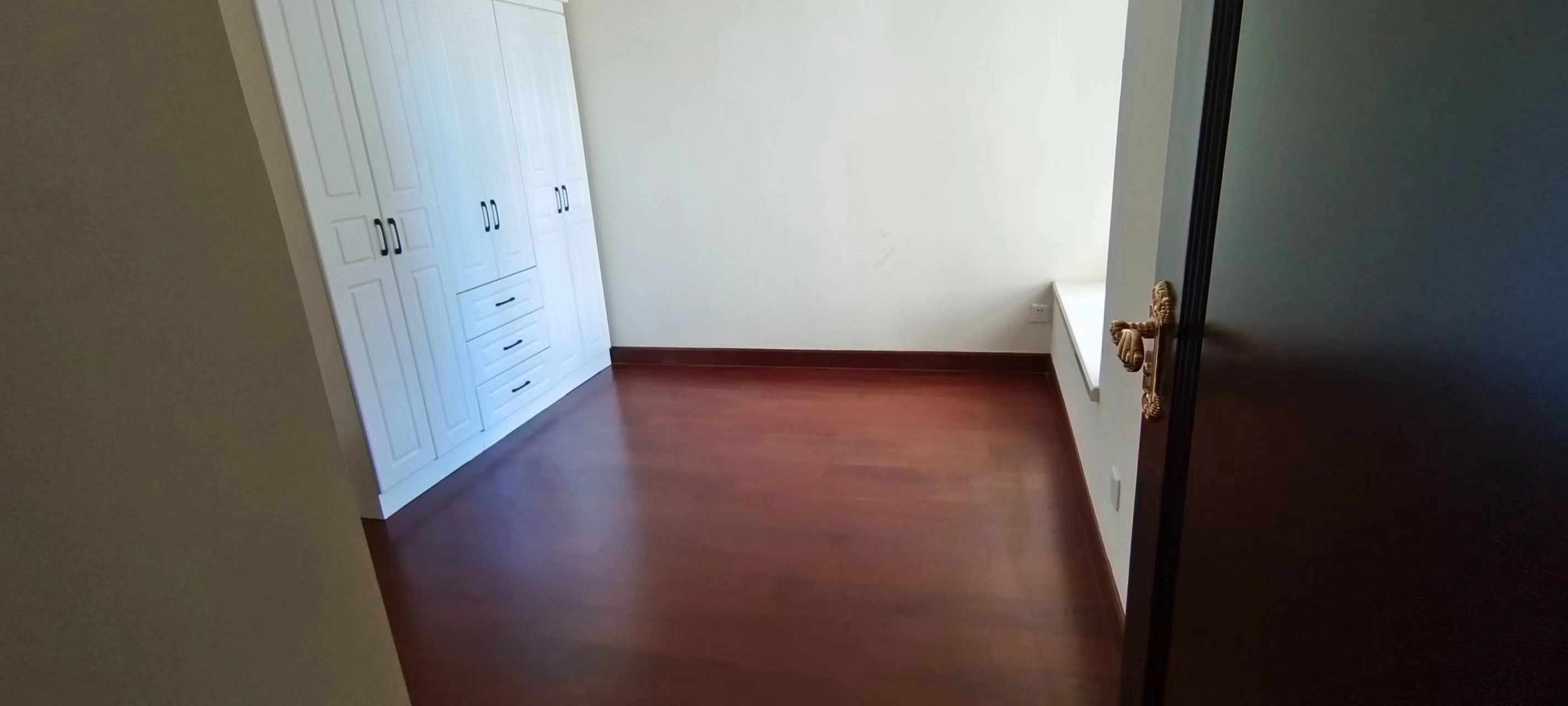 恒大华府 3室2厅2卫 102.0万 恒大华府 3室2厅2卫 102.0万室内图