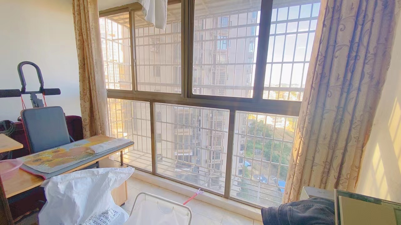 建鑫二期  1室1厅1卫   28.80万客厅