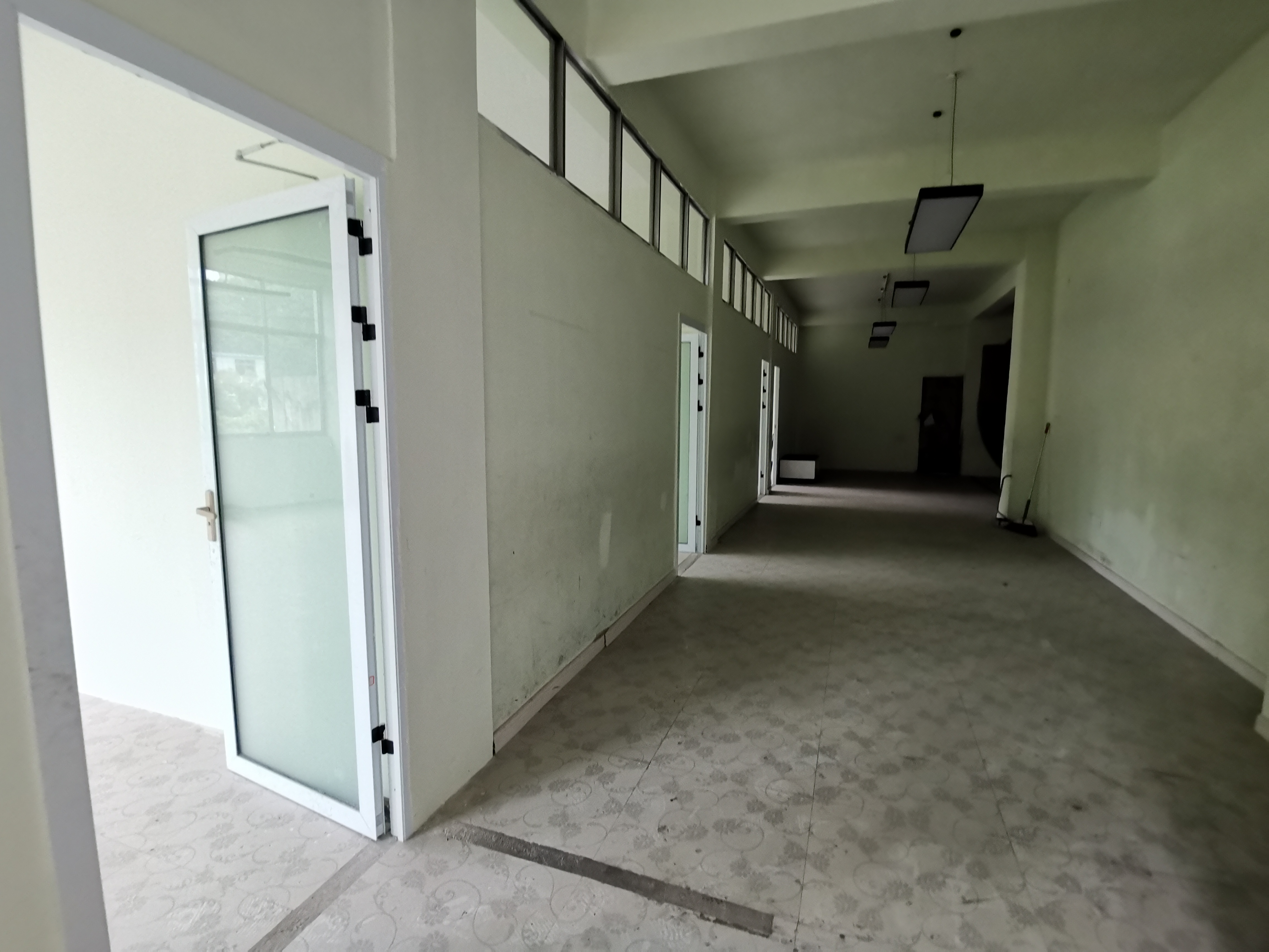 燎原新村 12室12厅12卫 800.0万 燎原新村 12室12厅12卫 800.0万室内图