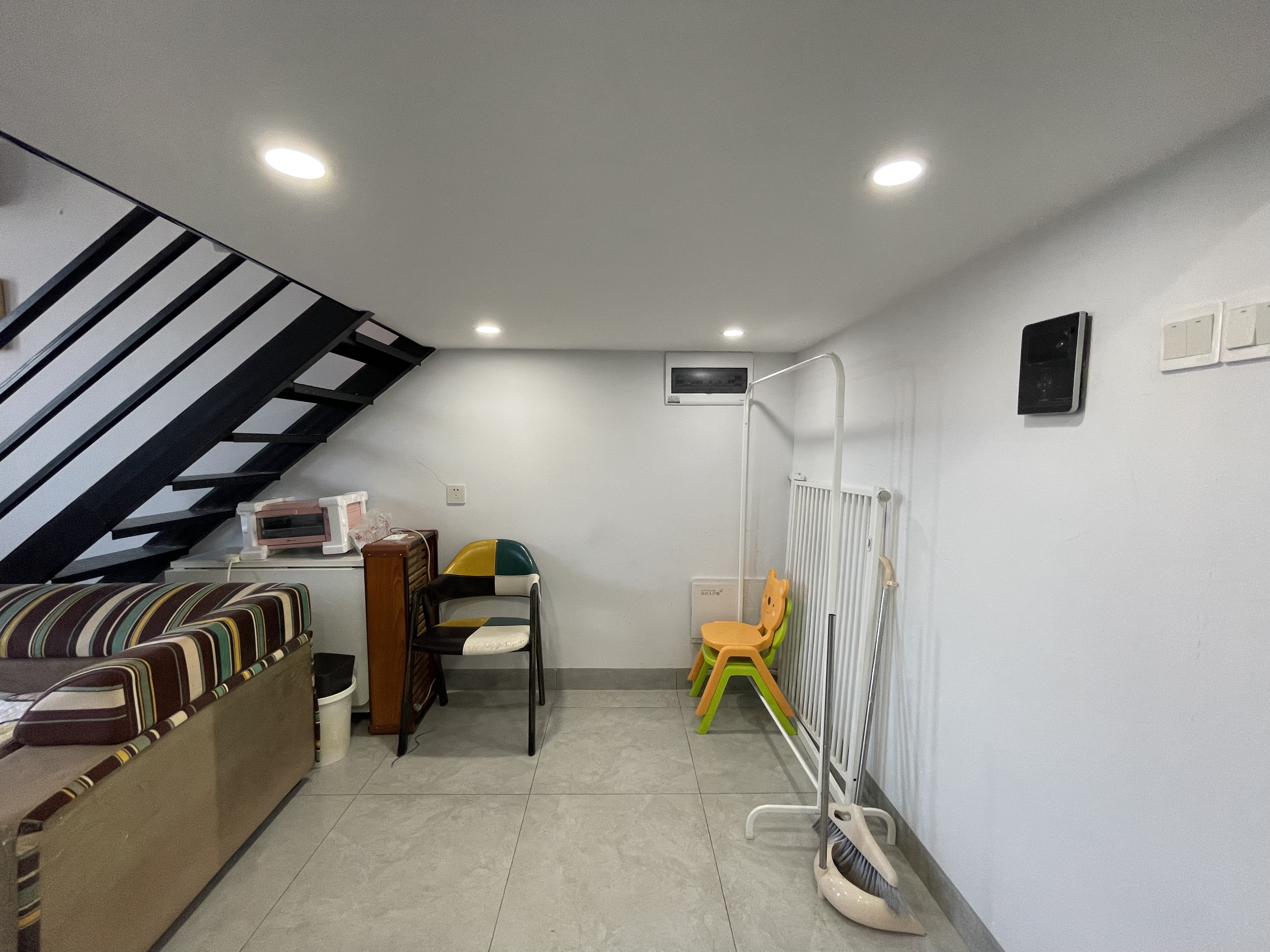 白金汉宫 1室1厅1卫 28.0万 白金汉宫 1室1厅1卫 28.0万室内图