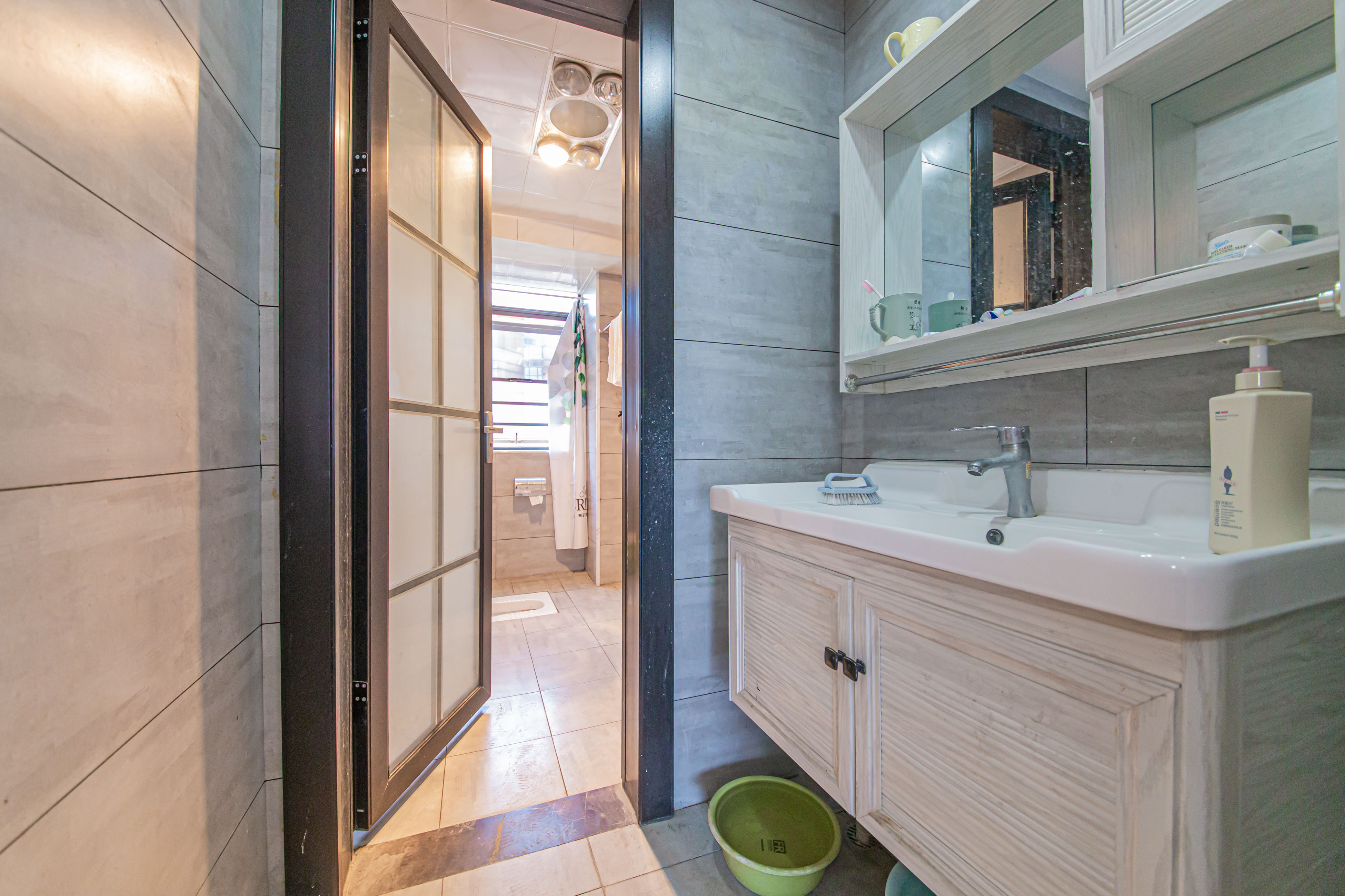 水墨林溪一期  3室2厅2卫    126.9万卫生间