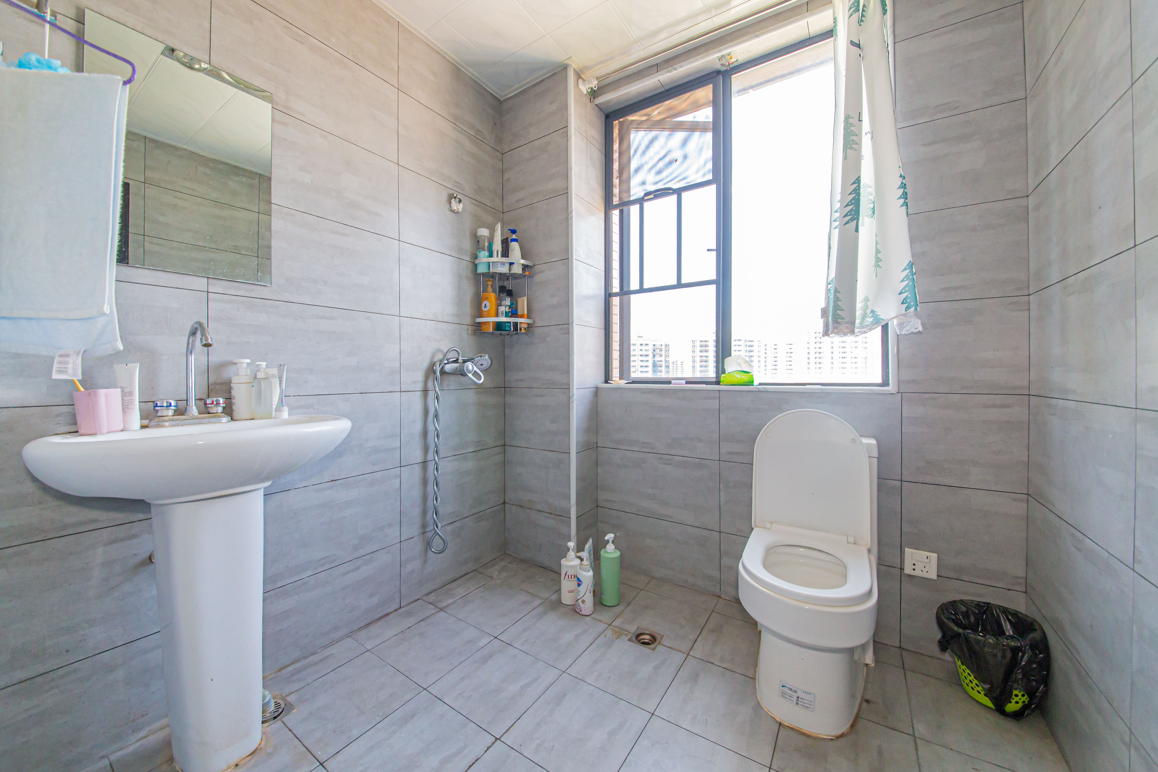 水墨林溪一期  3室2厅2卫    126.9万卫生间