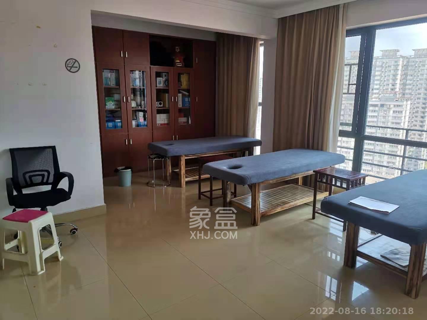 南国新城  5室4厅4卫   15000.00元/月室内图