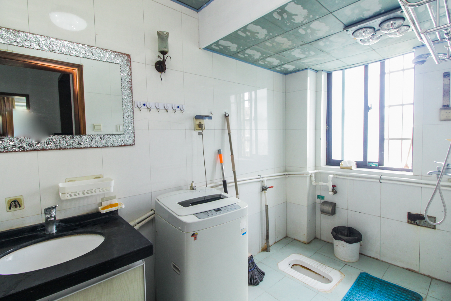 德馨园 2室2厅1卫 43.8万 德馨园 2室2厅1卫 43.8万卫生间