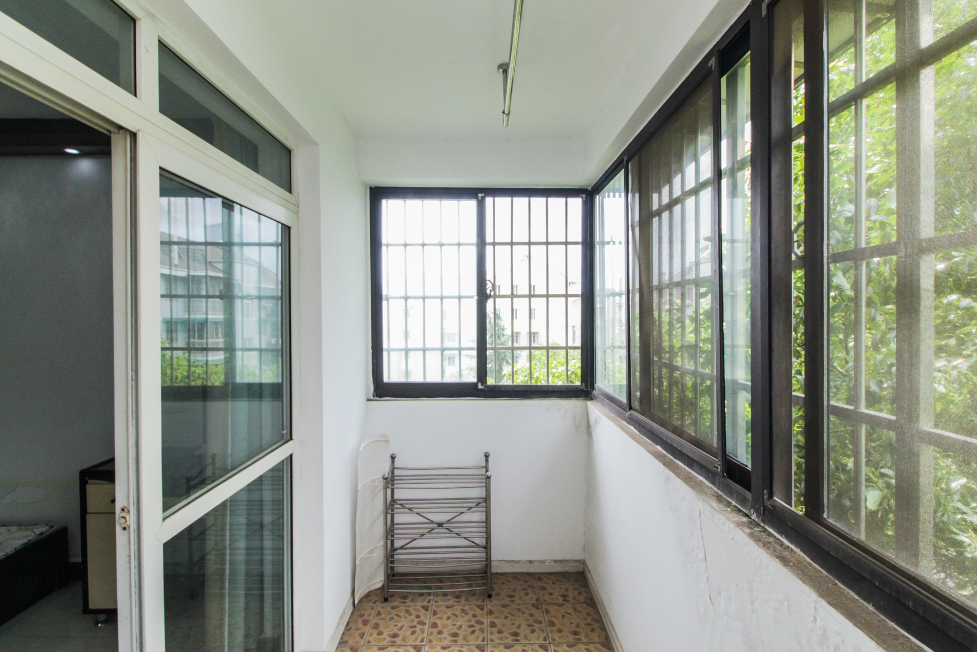 德馨园 2室2厅1卫 43.8万 德馨园 2室2厅1卫 43.8万阳台