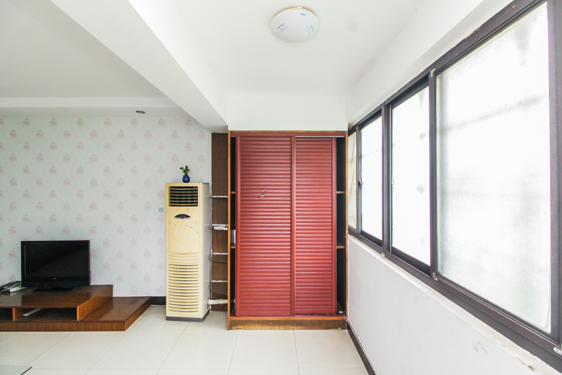 德馨园 2室2厅1卫 43.8万 德馨园 2室2厅1卫 43.8万阳台