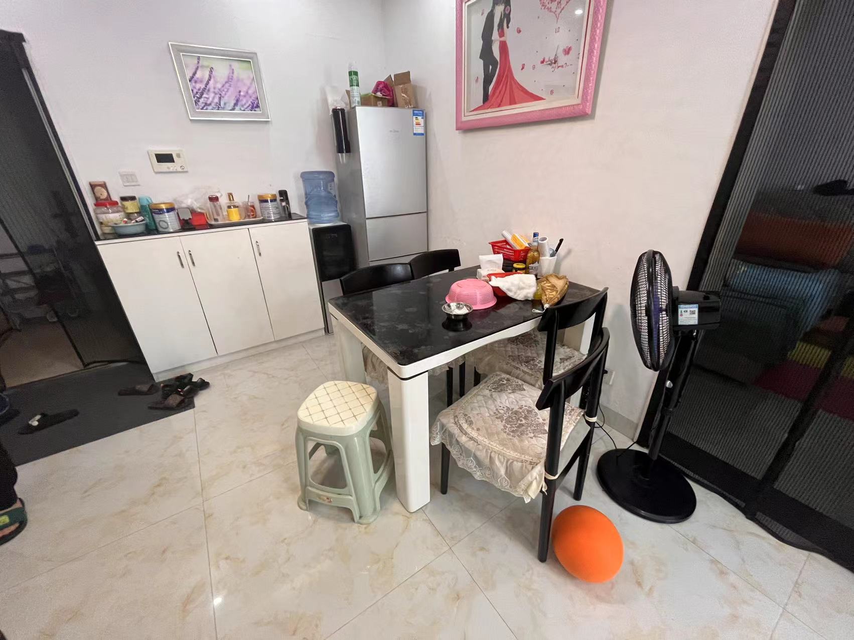 康馨佳园  2室2厅1卫    52.0万 康馨佳园  2室2厅1卫    52.0万室内图