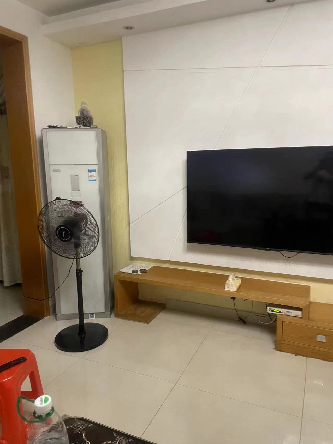 水木华庭  3室2厅2卫   2200.00元/月室内图