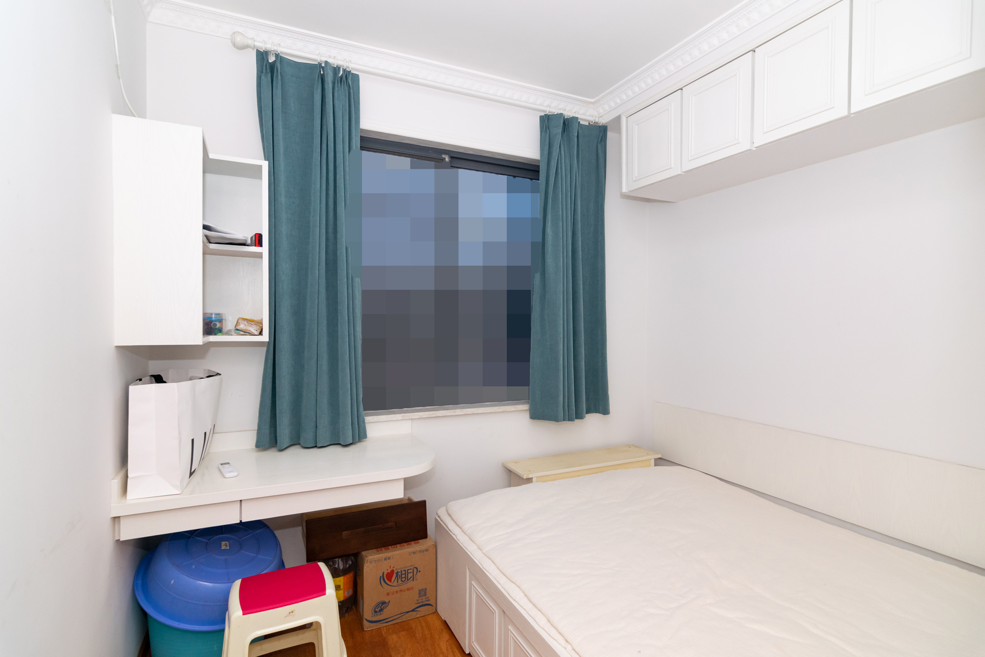 澳海澜庭 3室2厅2卫 65.0万 澳海澜庭 3室2厅2卫 65.0万卧室