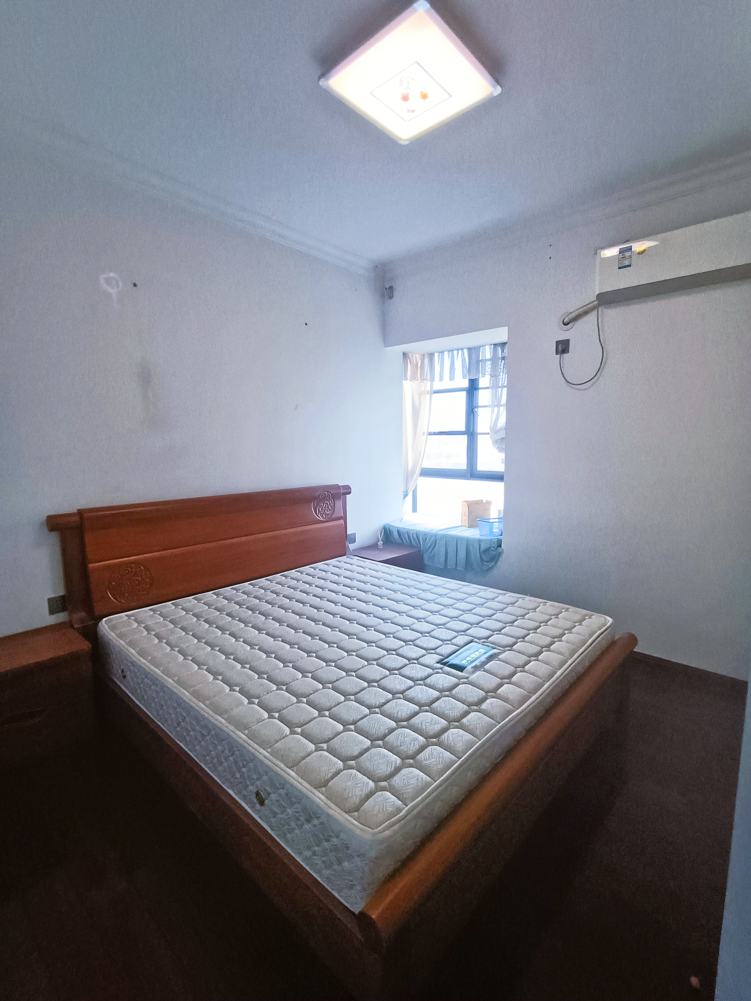 珠江愉景新城  2室2厅1卫    1800.0元/月室内图