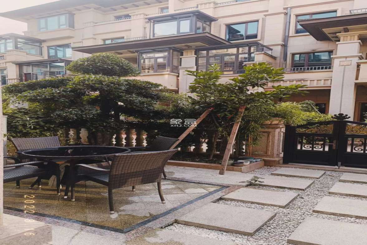 山语云栖 10室2厅4卫 220.00万 山语云栖 10室2厅4卫 220.00万室内图