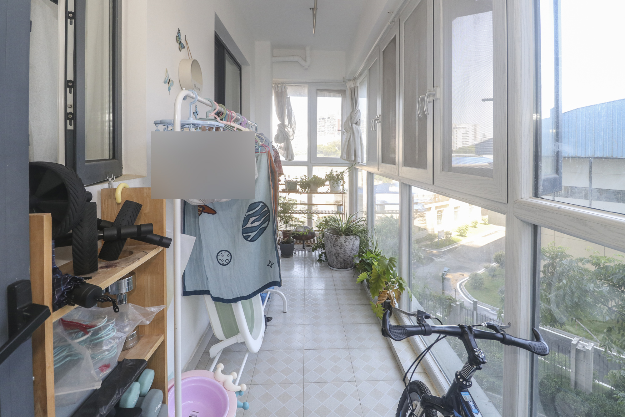 华韵城市海岸（城市水岸苑）  3室2厅2卫   125.00万阳台