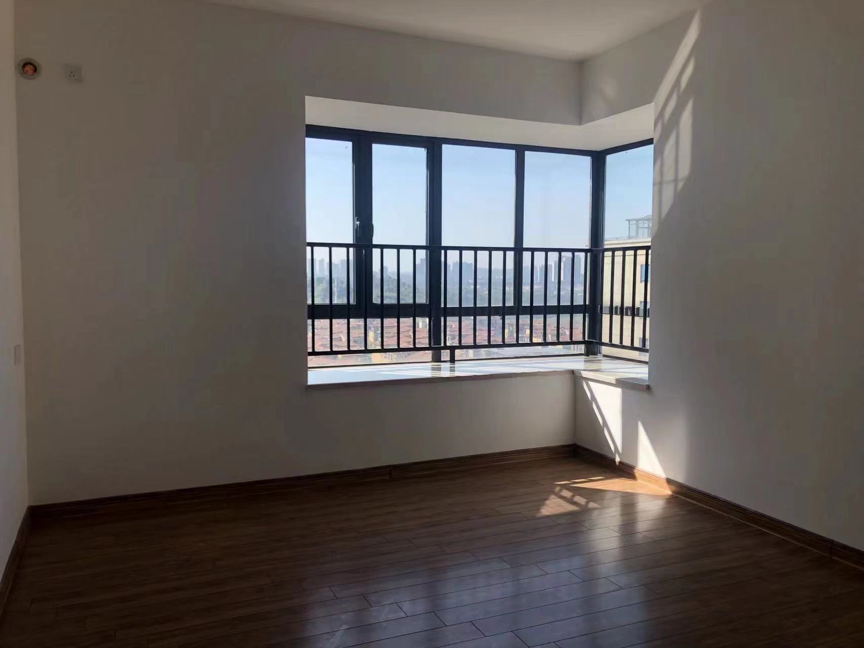 碧桂园 3室2厅2卫 55.00万 碧桂园 3室2厅2卫 55.00万室内图