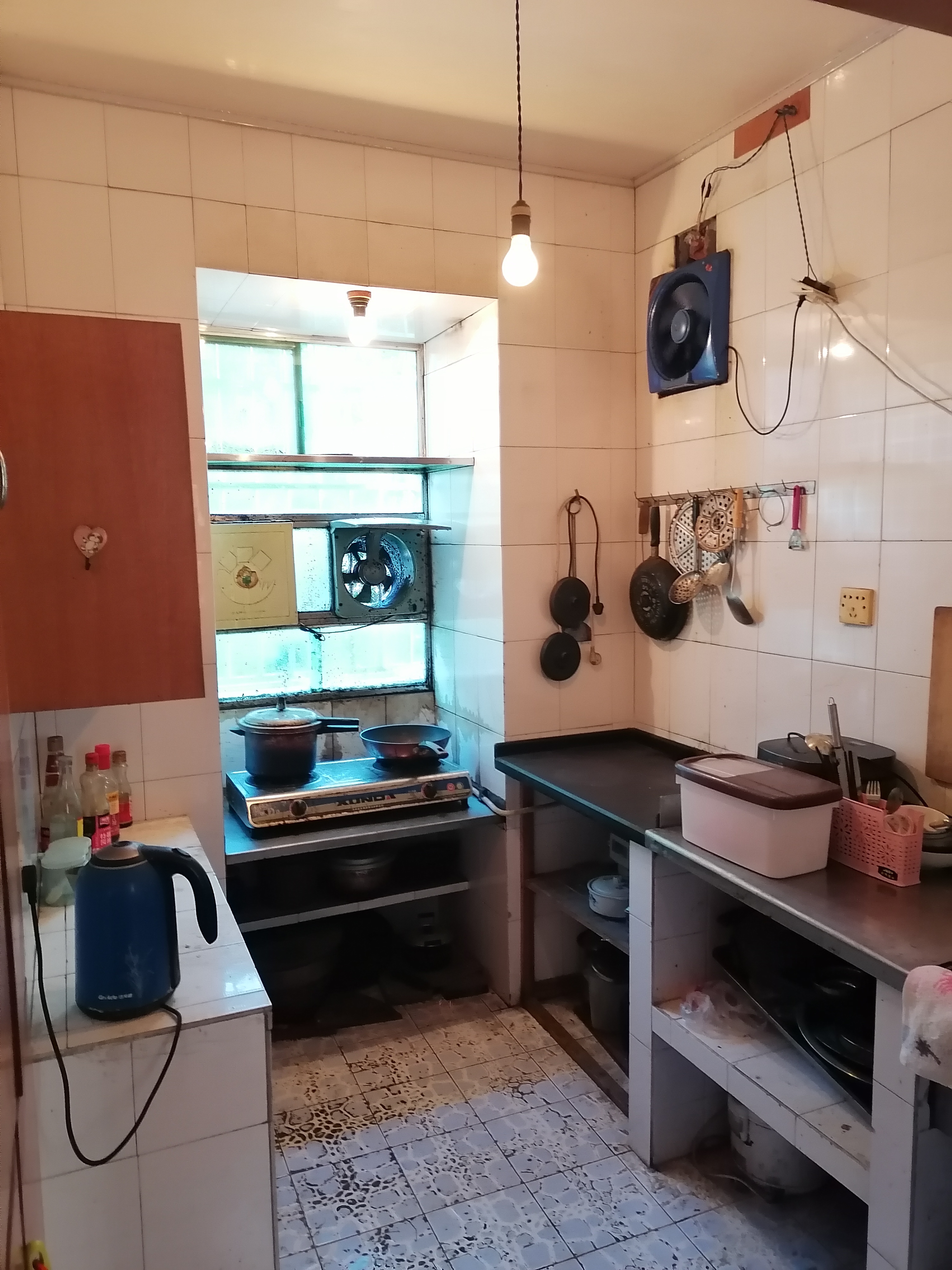 中华二村 2室2厅1卫 17.0万 中华二村 2室2厅1卫 17.0万室内图