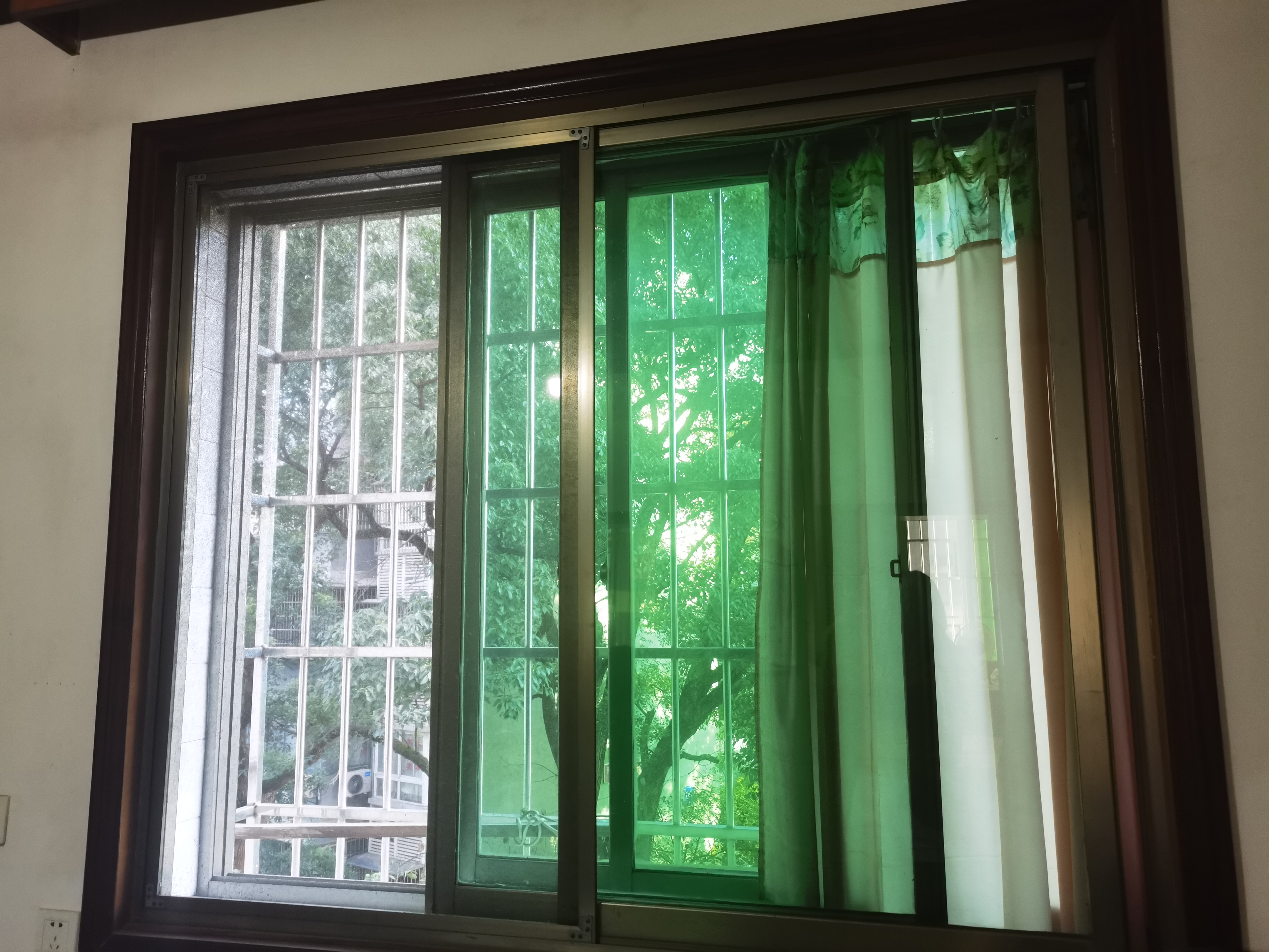 中华二村 2室2厅1卫 17.0万 中华二村 2室2厅1卫 17.0万室内图