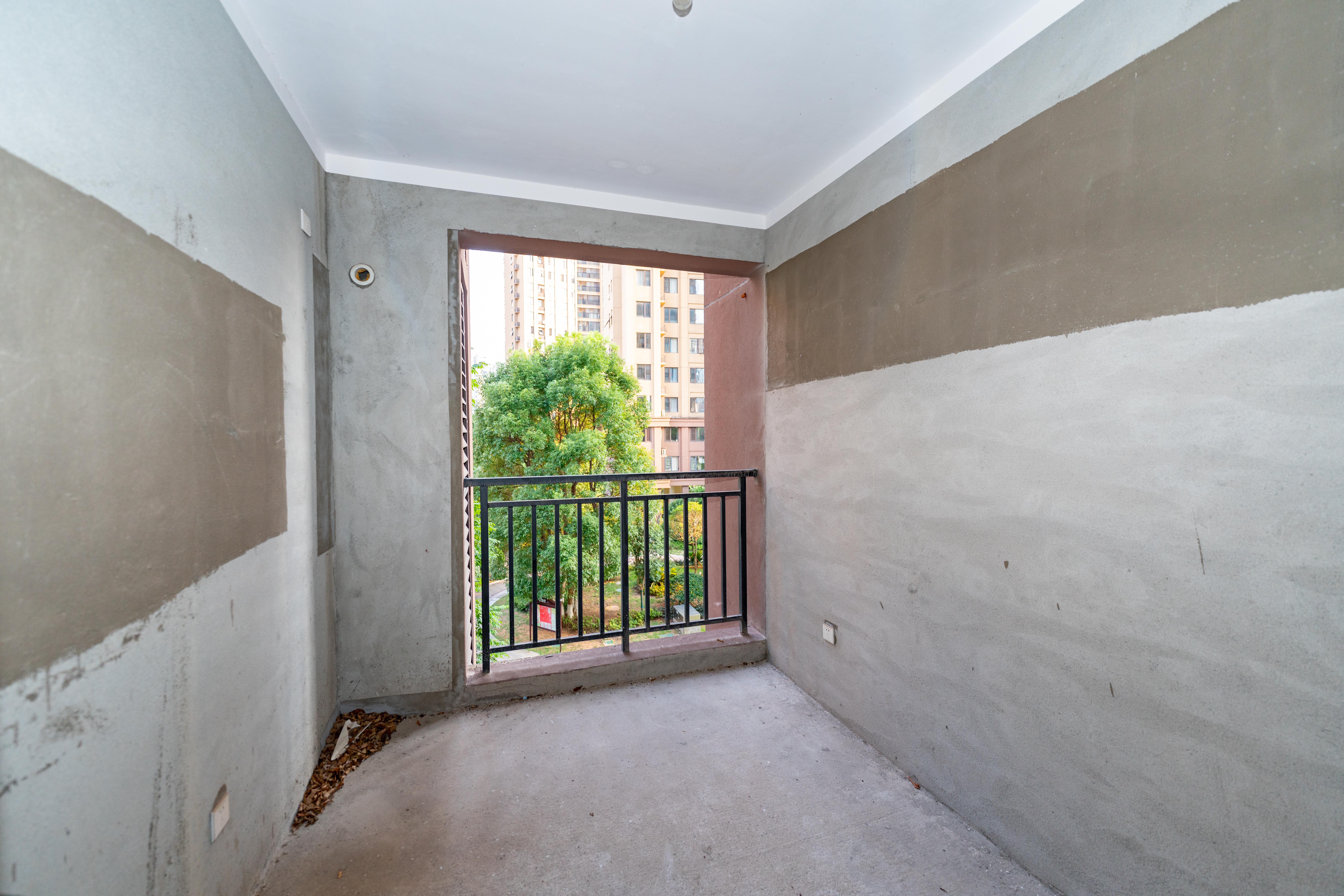 中建信和城 2室1厅1卫 98.0万 中建信和城 2室1厅1卫 98.0万其他