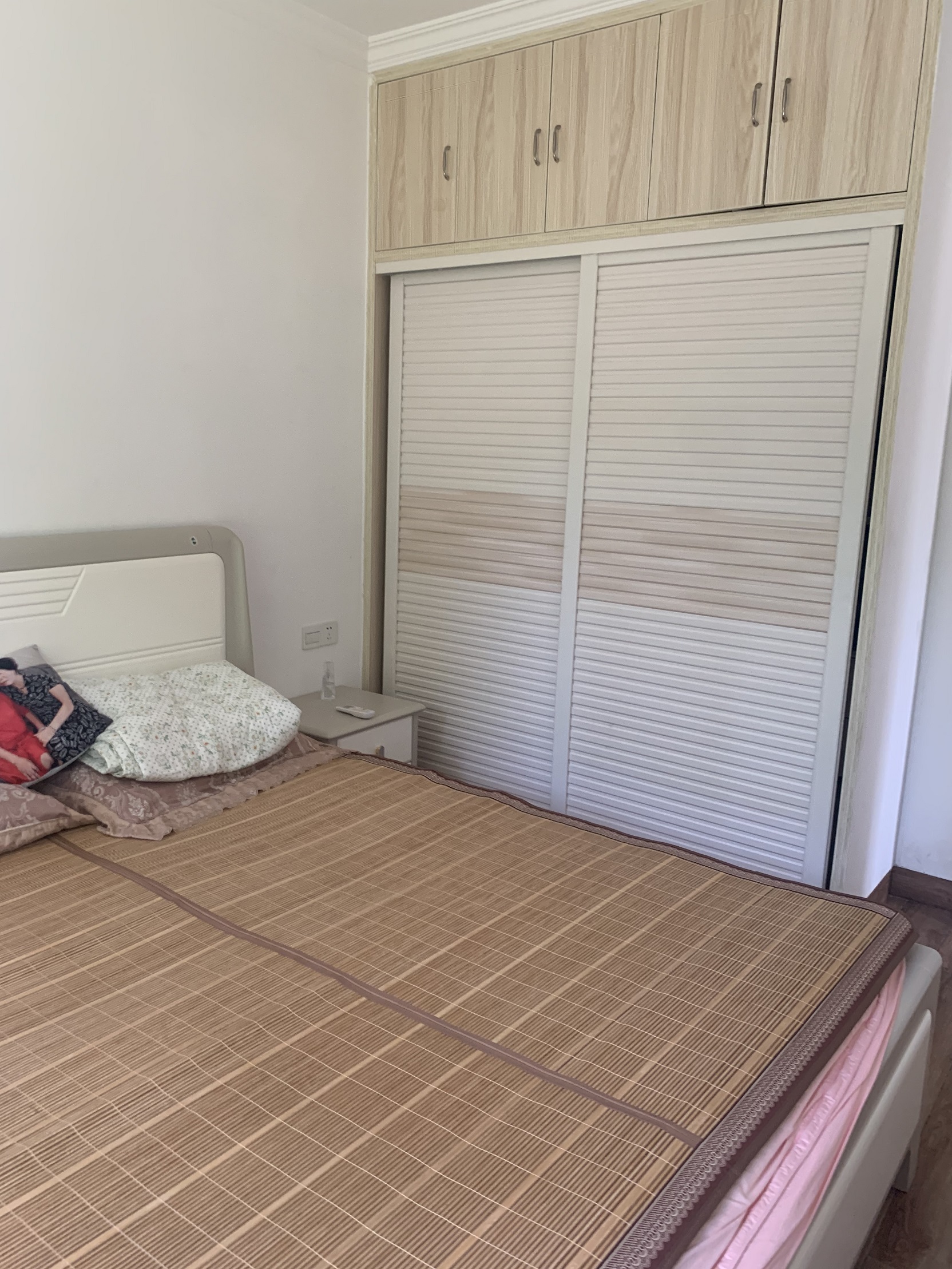 蓝溪谷 3室2厅2卫 71.8万 蓝溪谷 3室2厅2卫 71.8万室内图