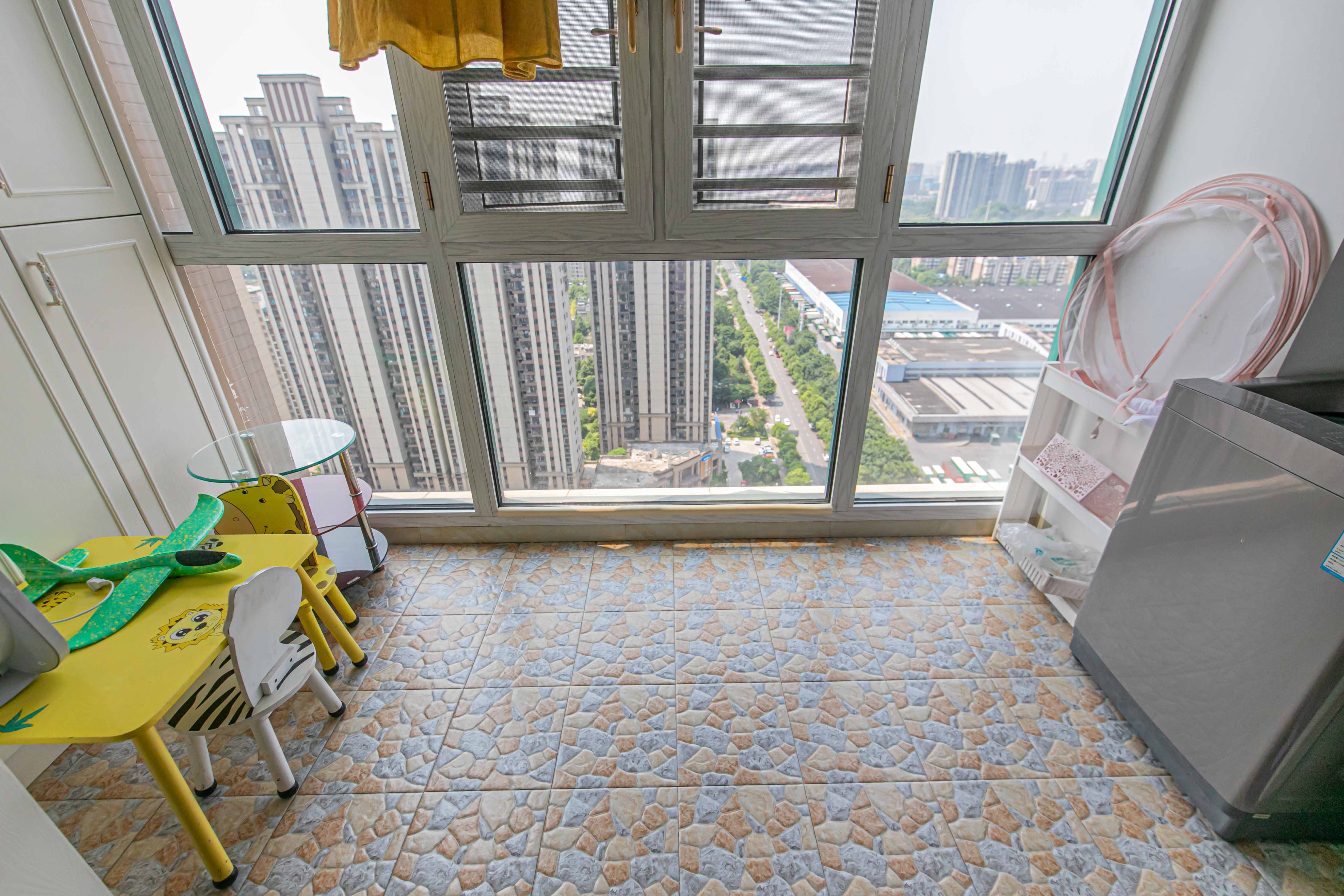 筑梦佳园 3室2厅1卫 73.8万 筑梦佳园 3室2厅1卫 73.8万阳台