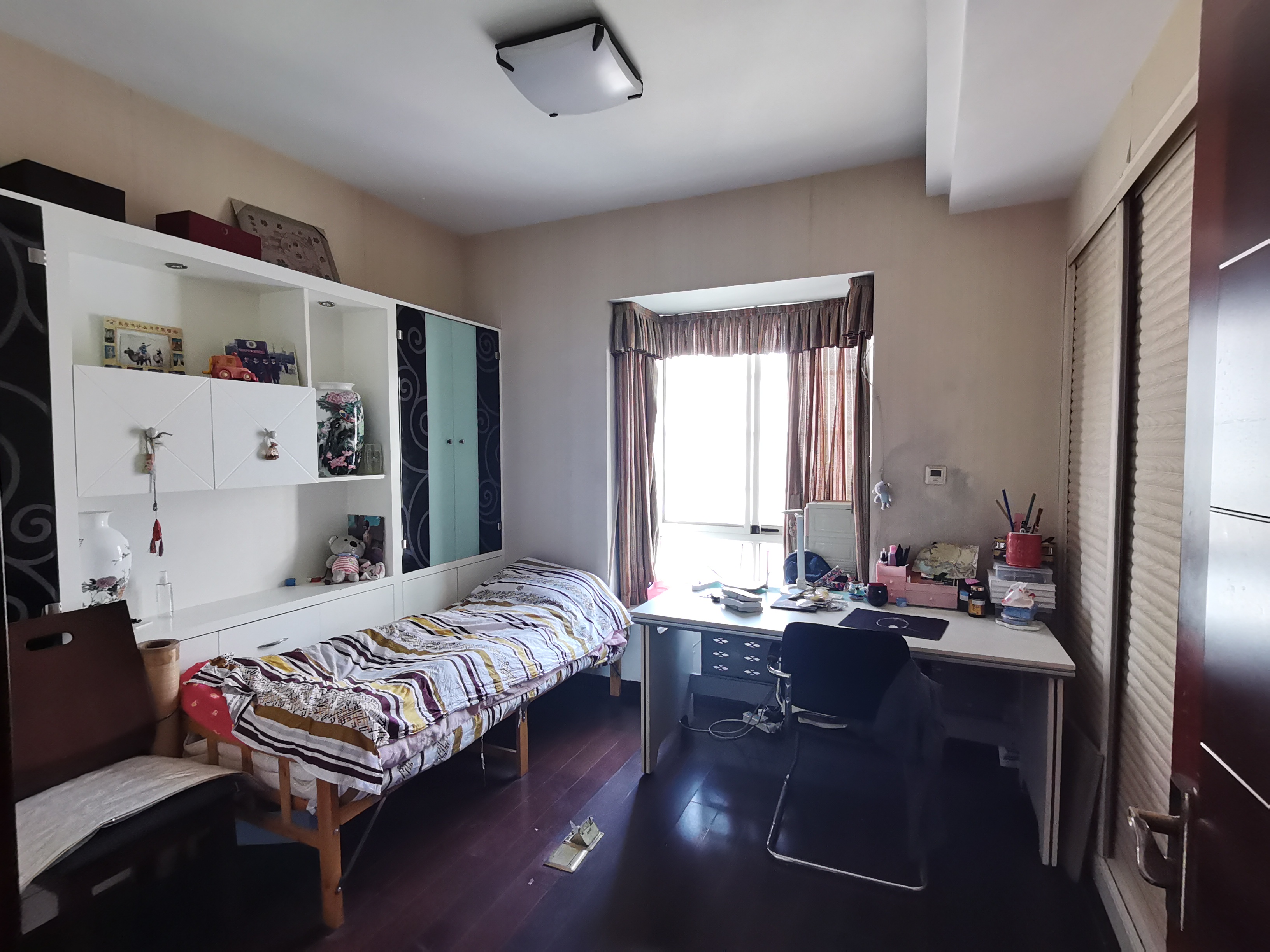 天鹅花园 6室3厅3卫 60.0万 天鹅花园 6室3厅3卫 60.0万室内图