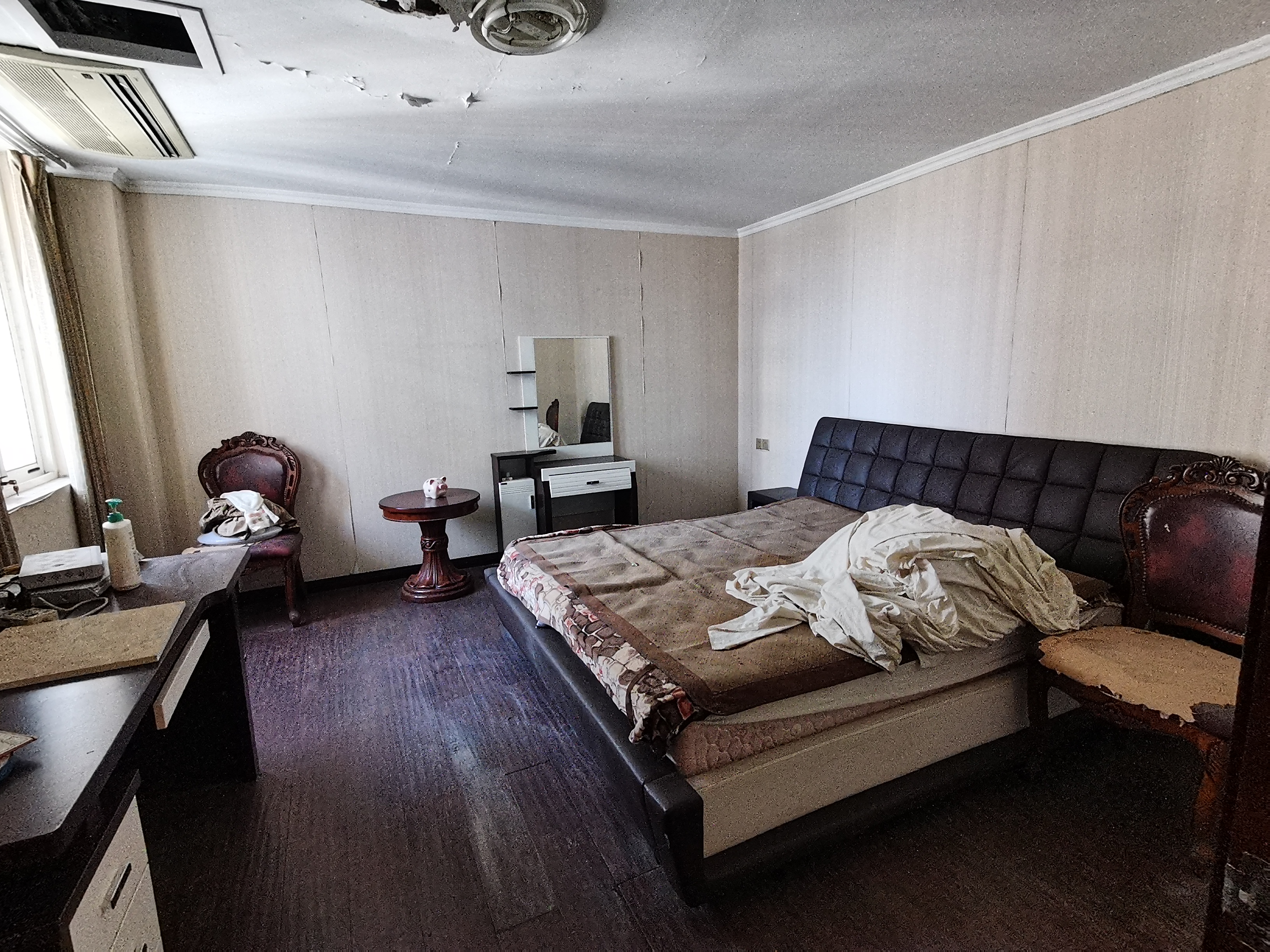 天鹅花园 6室3厅3卫 60.0万 天鹅花园 6室3厅3卫 60.0万室内图