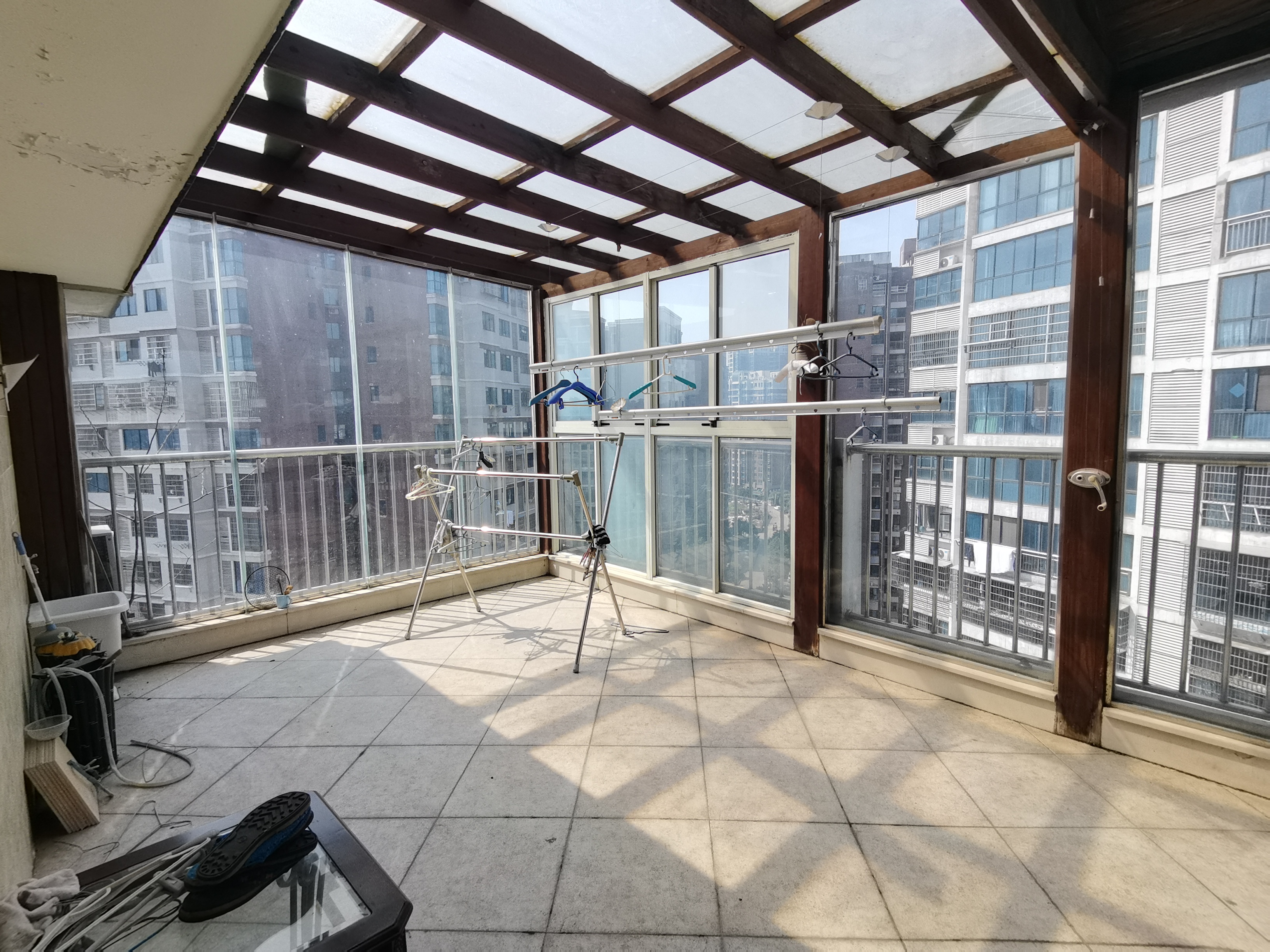 天鹅花园 6室3厅3卫 60.0万 天鹅花园 6室3厅3卫 60.0万室内图