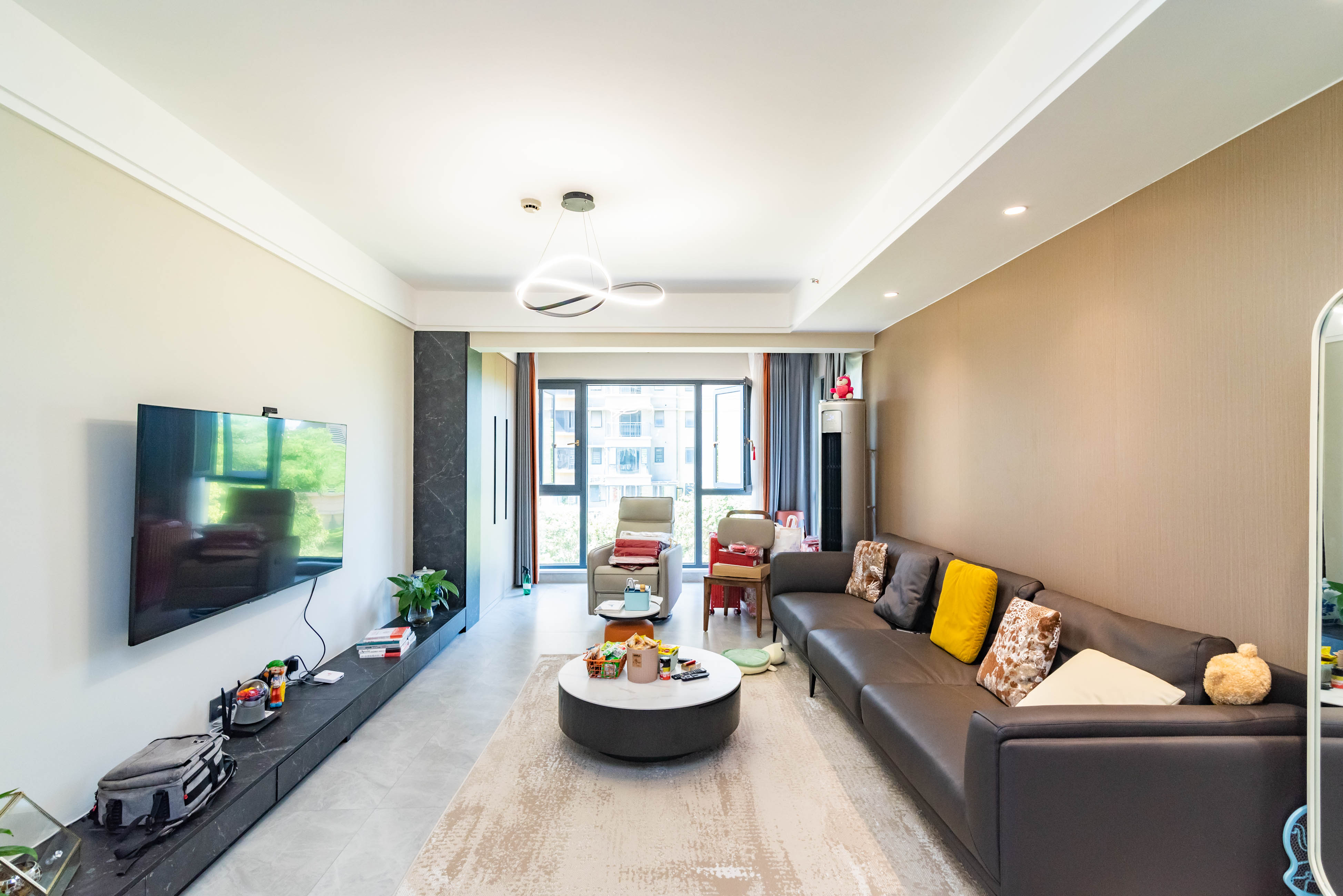 北辰三角洲E7区  3室2厅2卫    224.8万客厅