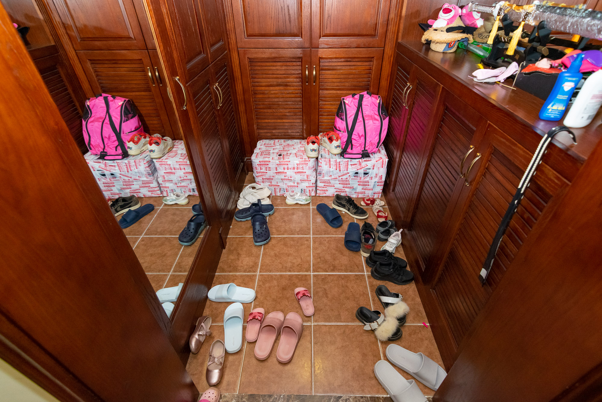 金湘苑(星澜之悦)  5室0厅0卫    300.0万 金湘苑(星澜之悦)  5室0厅0卫    300.0万其他