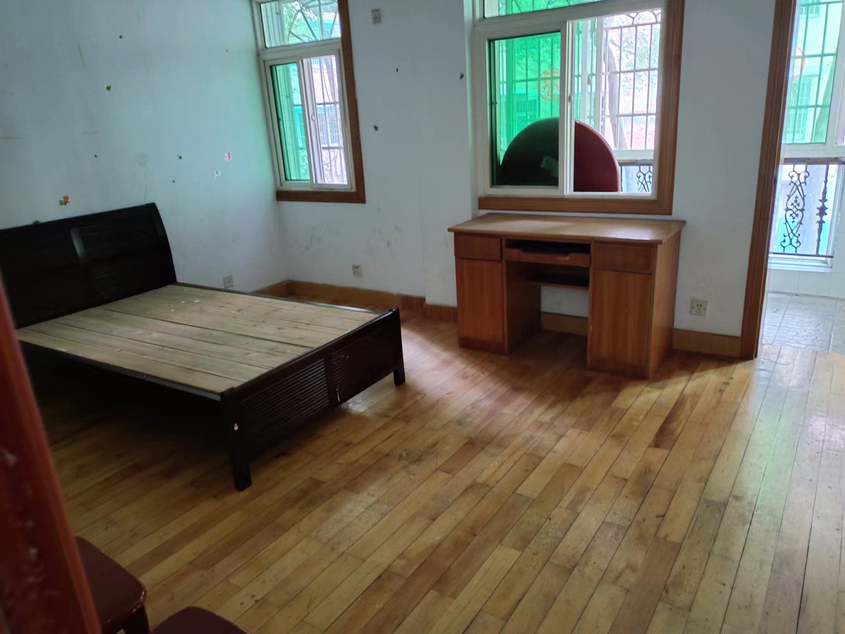 花园三村 3室2厅1卫 80.0万 花园三村 3室2厅1卫 80.0万室内图