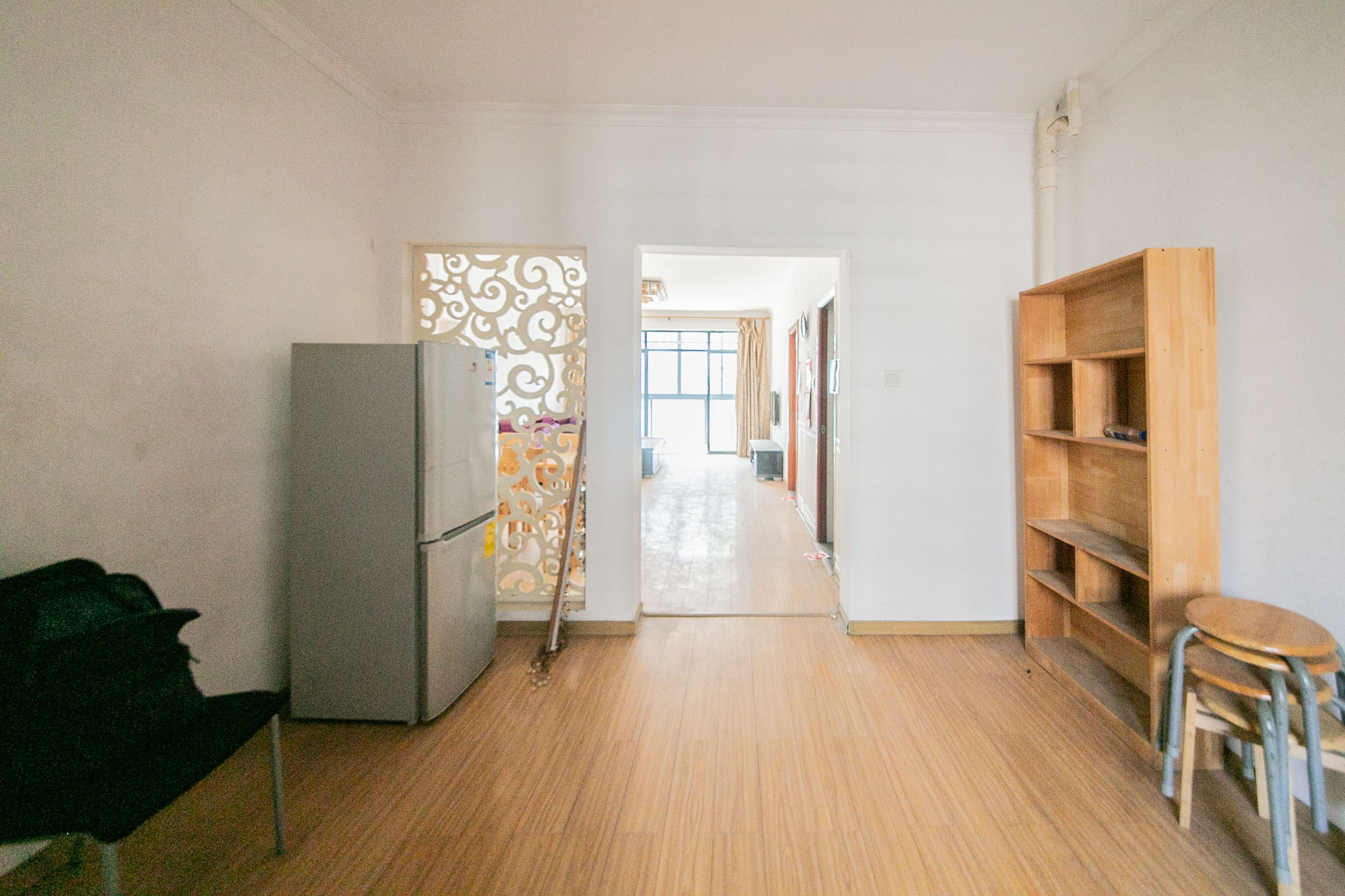 湘江世纪城贯江苑 3室2厅2卫 110.0万 湘江世纪城贯江苑 3室2厅2卫 110.0万客厅